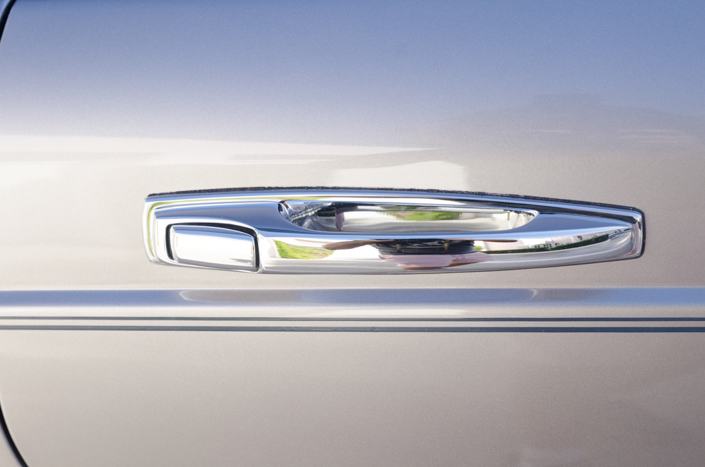 1999 Rolls-Royce Silver Seraph Luxury Sedan