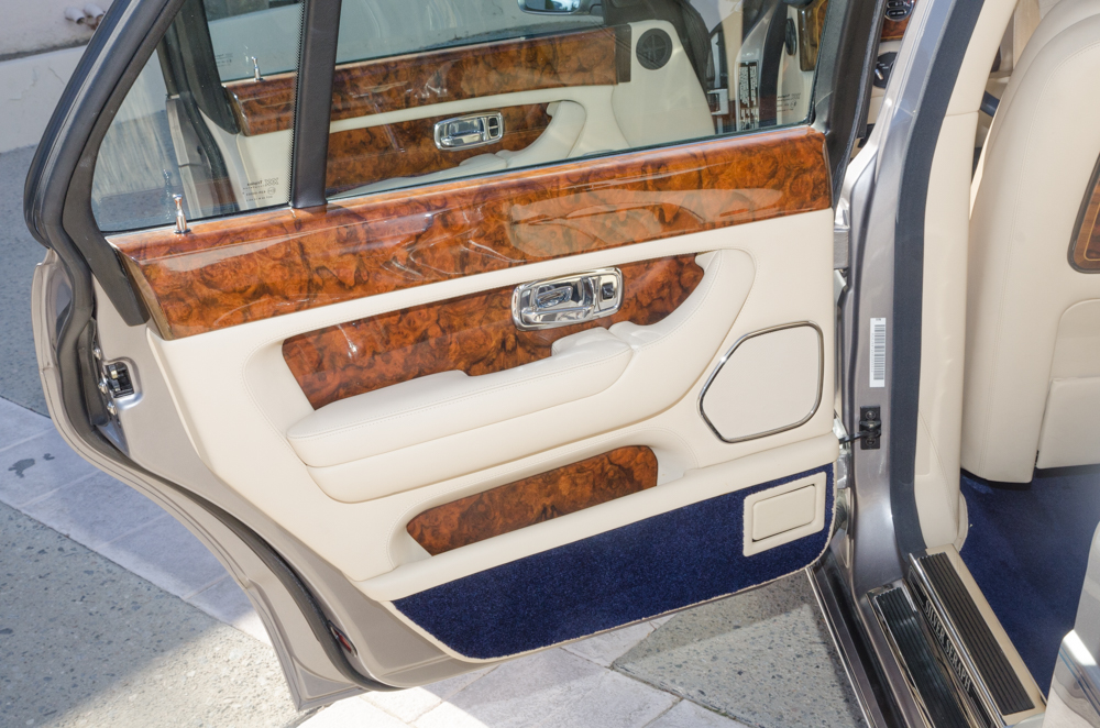 1999 Rolls-Royce Silver Seraph Luxury Sedan