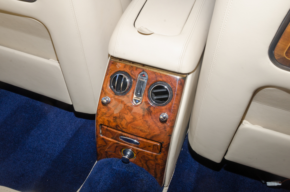 1999 Rolls-Royce Silver Seraph Luxury Sedan