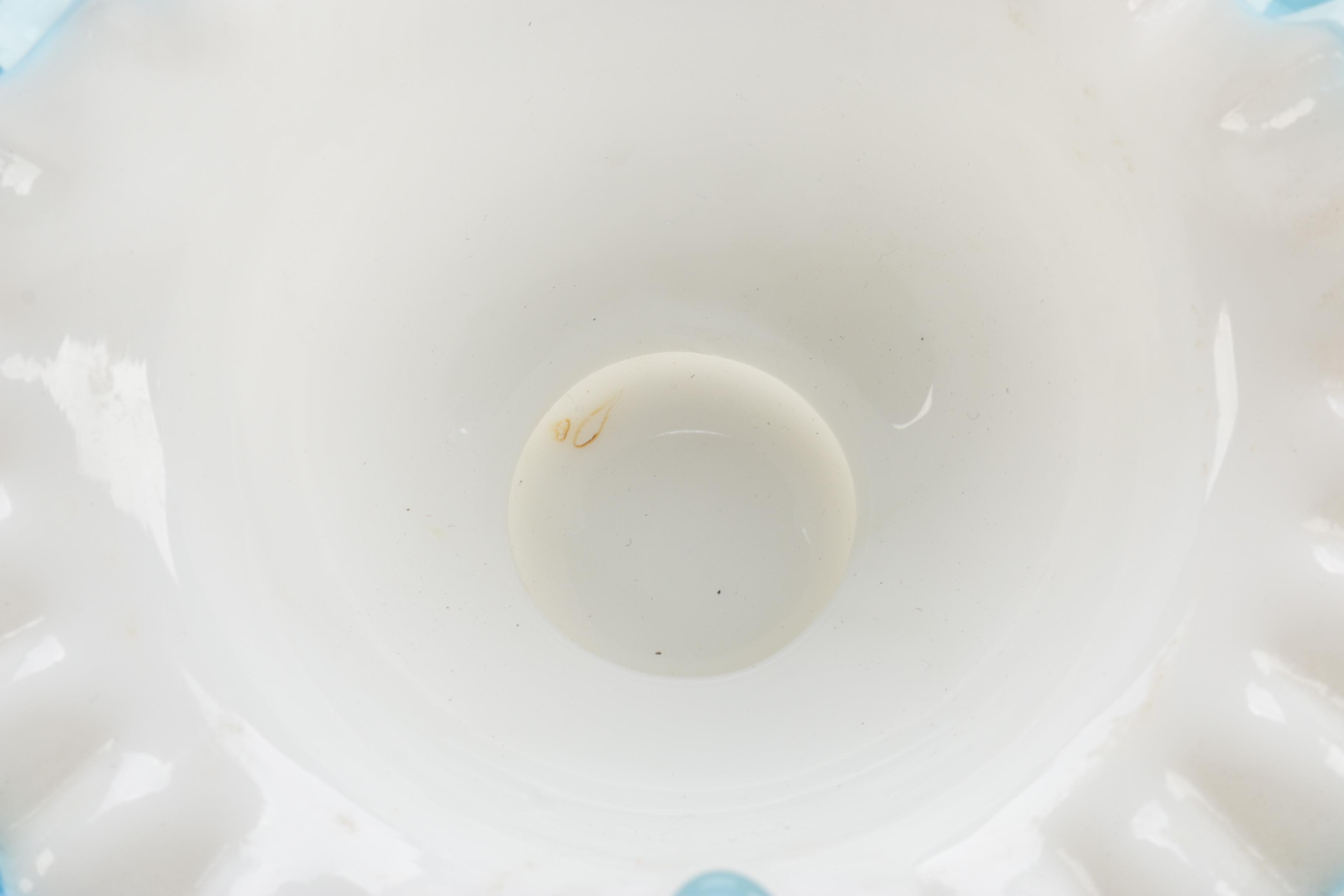 Vintage Ruffled Glass Decor