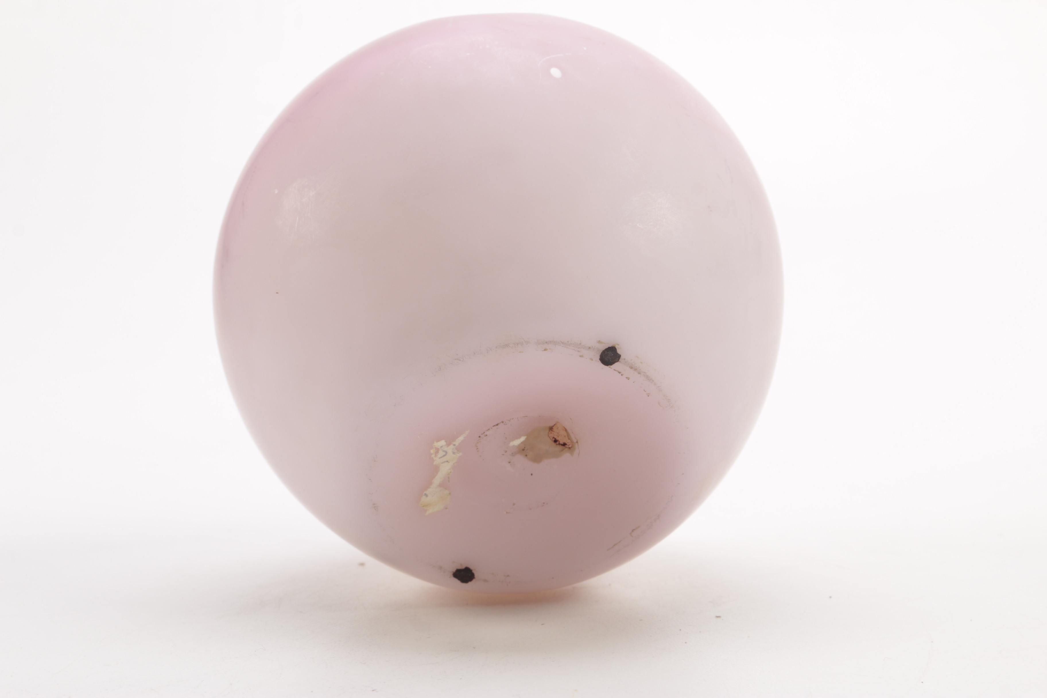 Vintage Ruffled Glass Decor