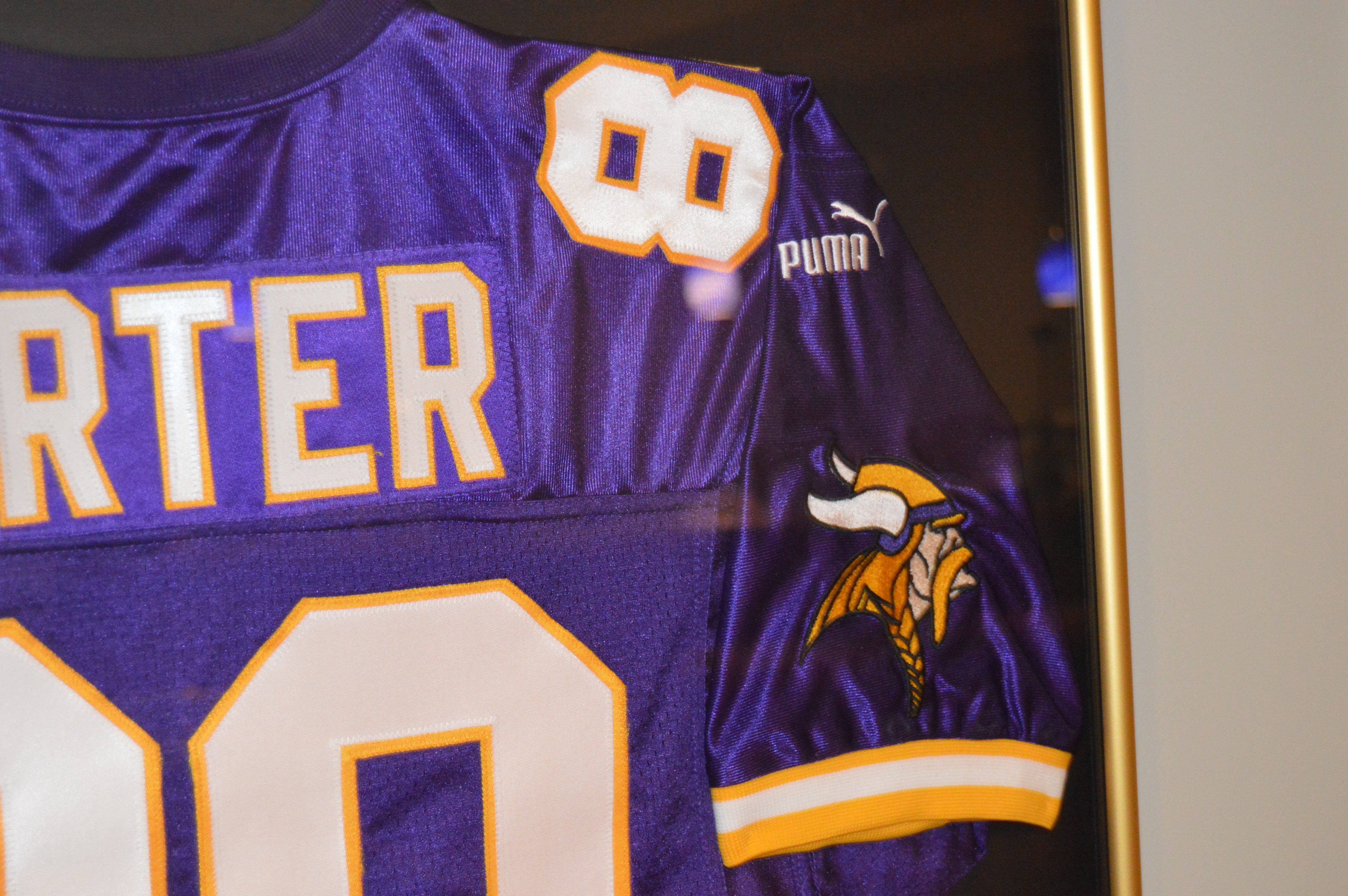 Autographed and Framed Cris Carter Minnesota Viking's Jersey