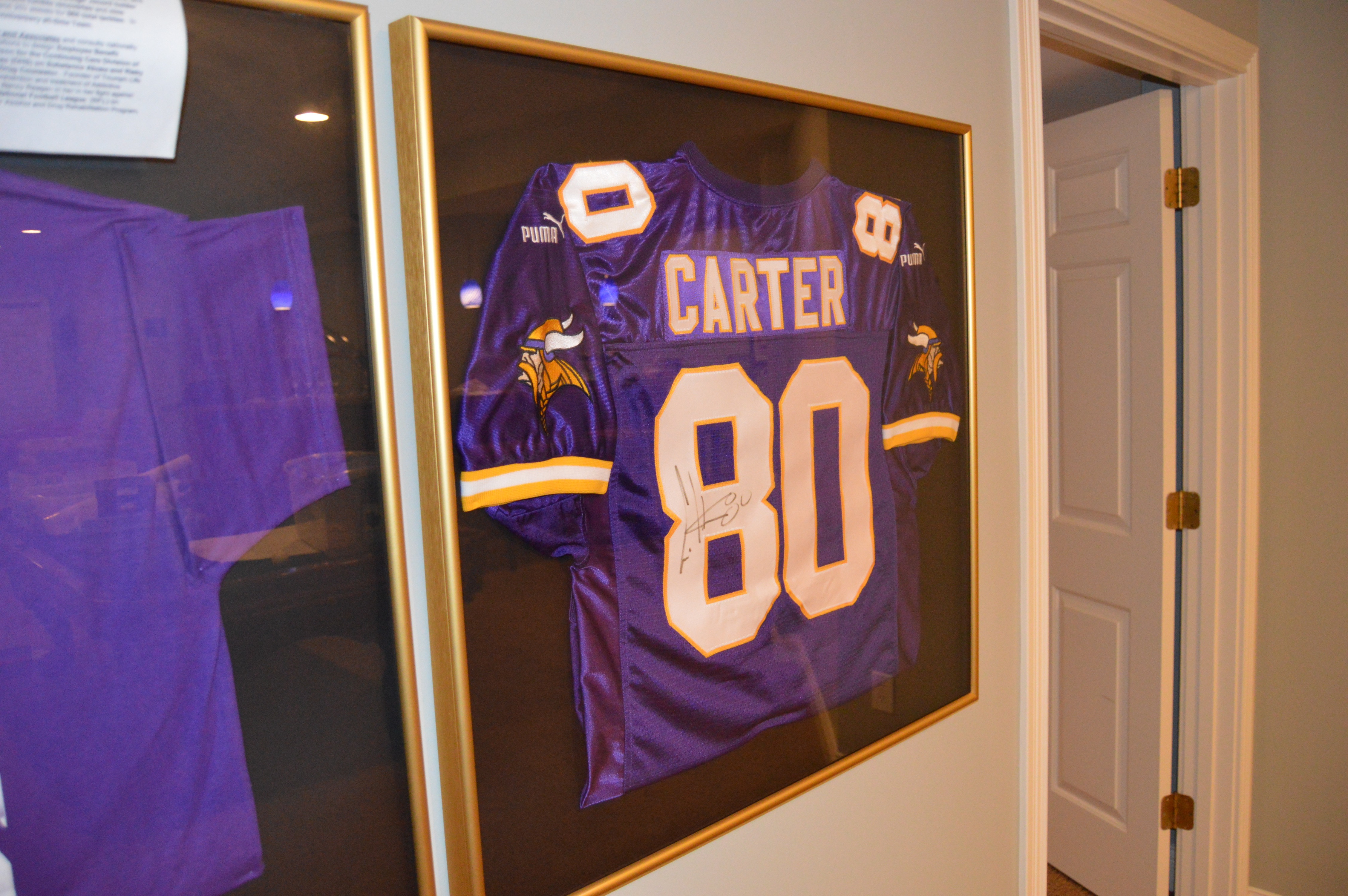Autographed and Framed Cris Carter Minnesota Viking's Jersey