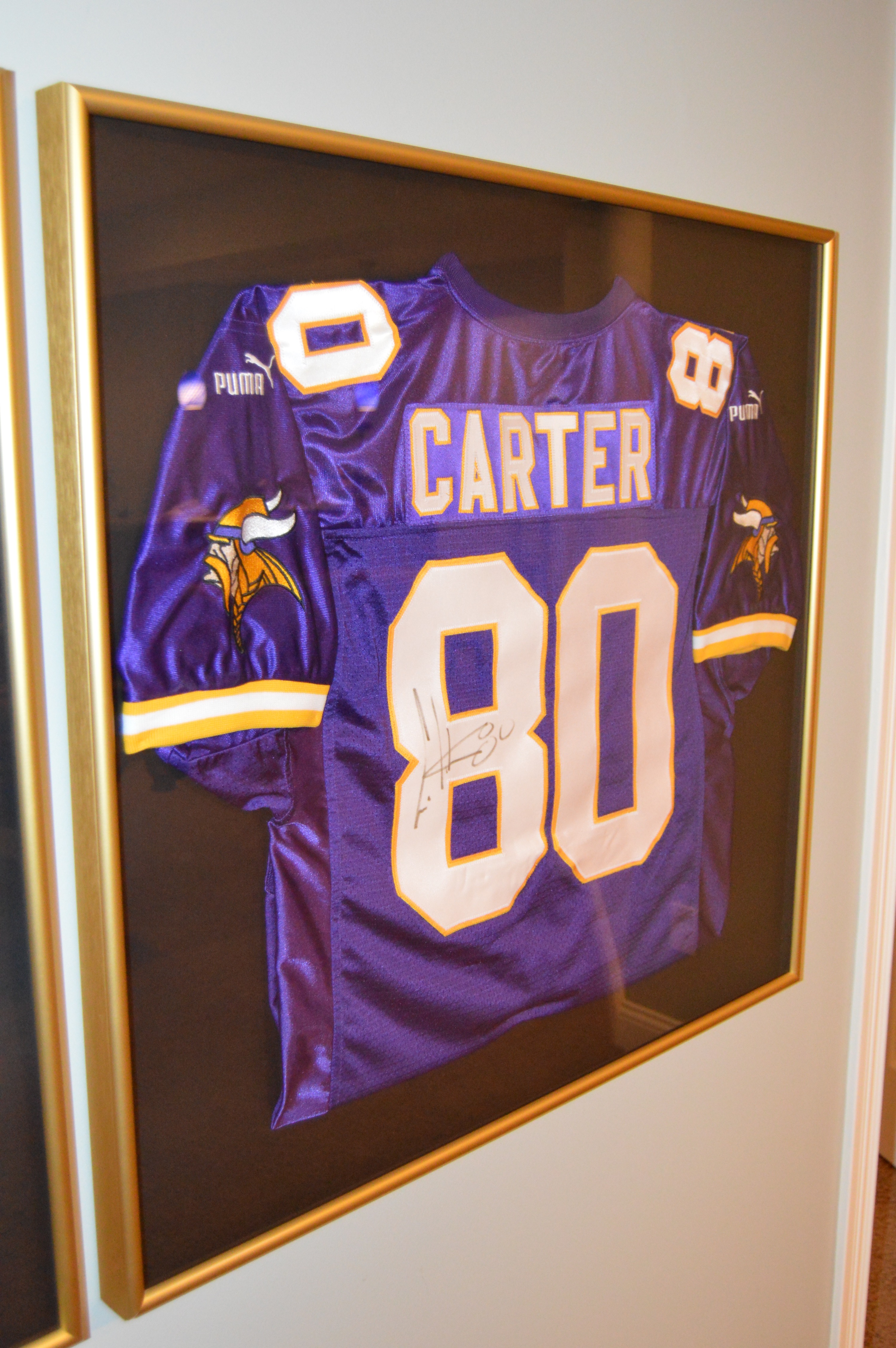 Autographed and Framed Cris Carter Minnesota Viking's Jersey