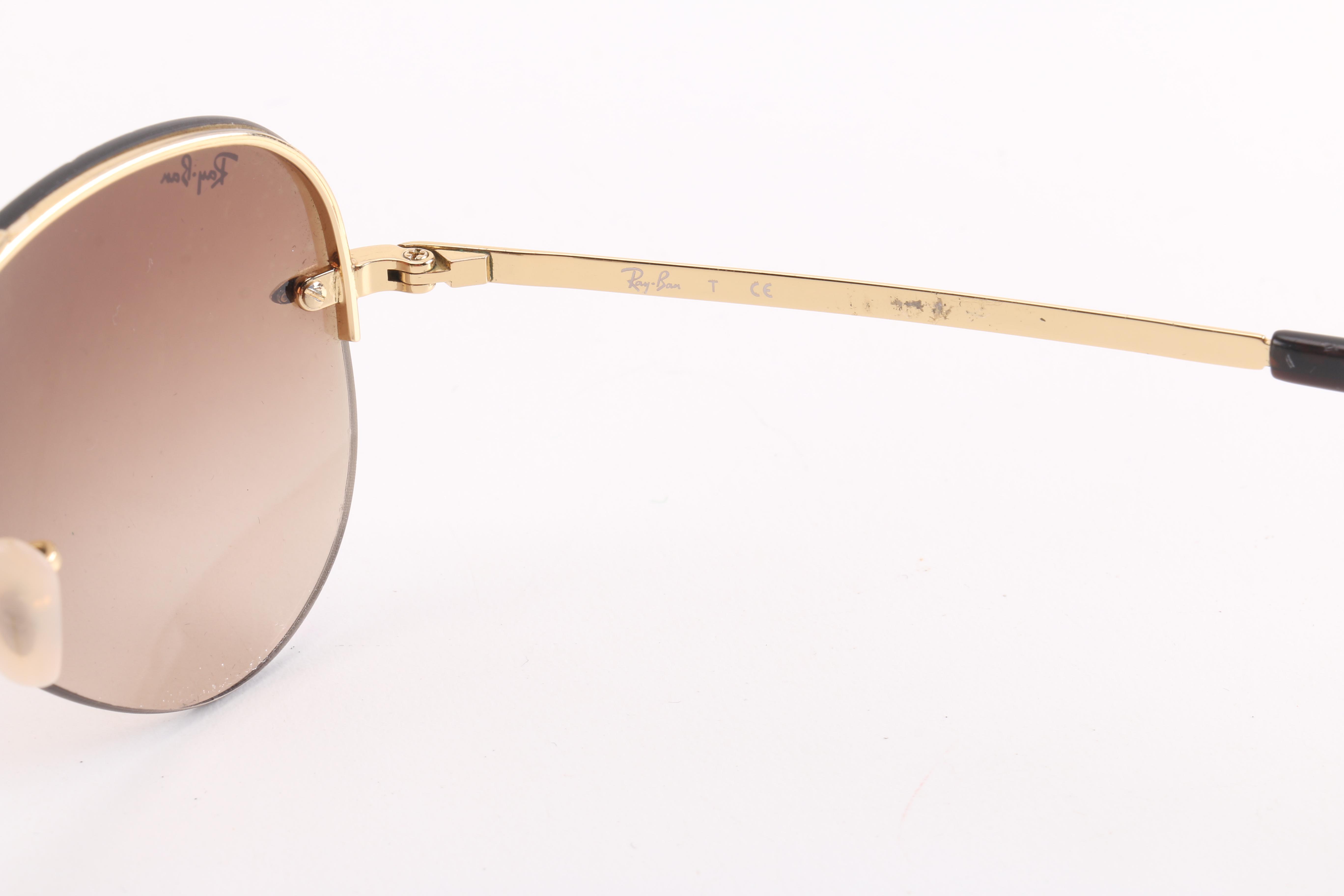 Ray-Ban Aviator Sunglasses