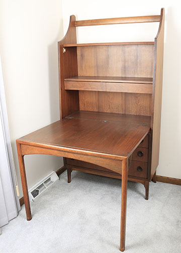 Mid Century Modern Murphy Style Desk by Kroehler