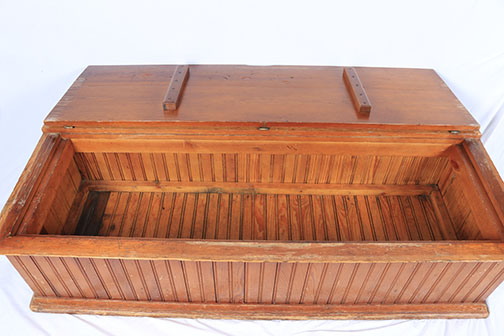 Vintage Blanket Chest