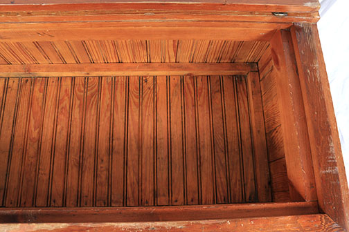 Vintage Blanket Chest