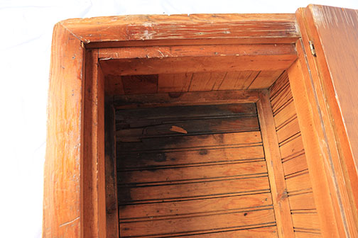 Vintage Blanket Chest