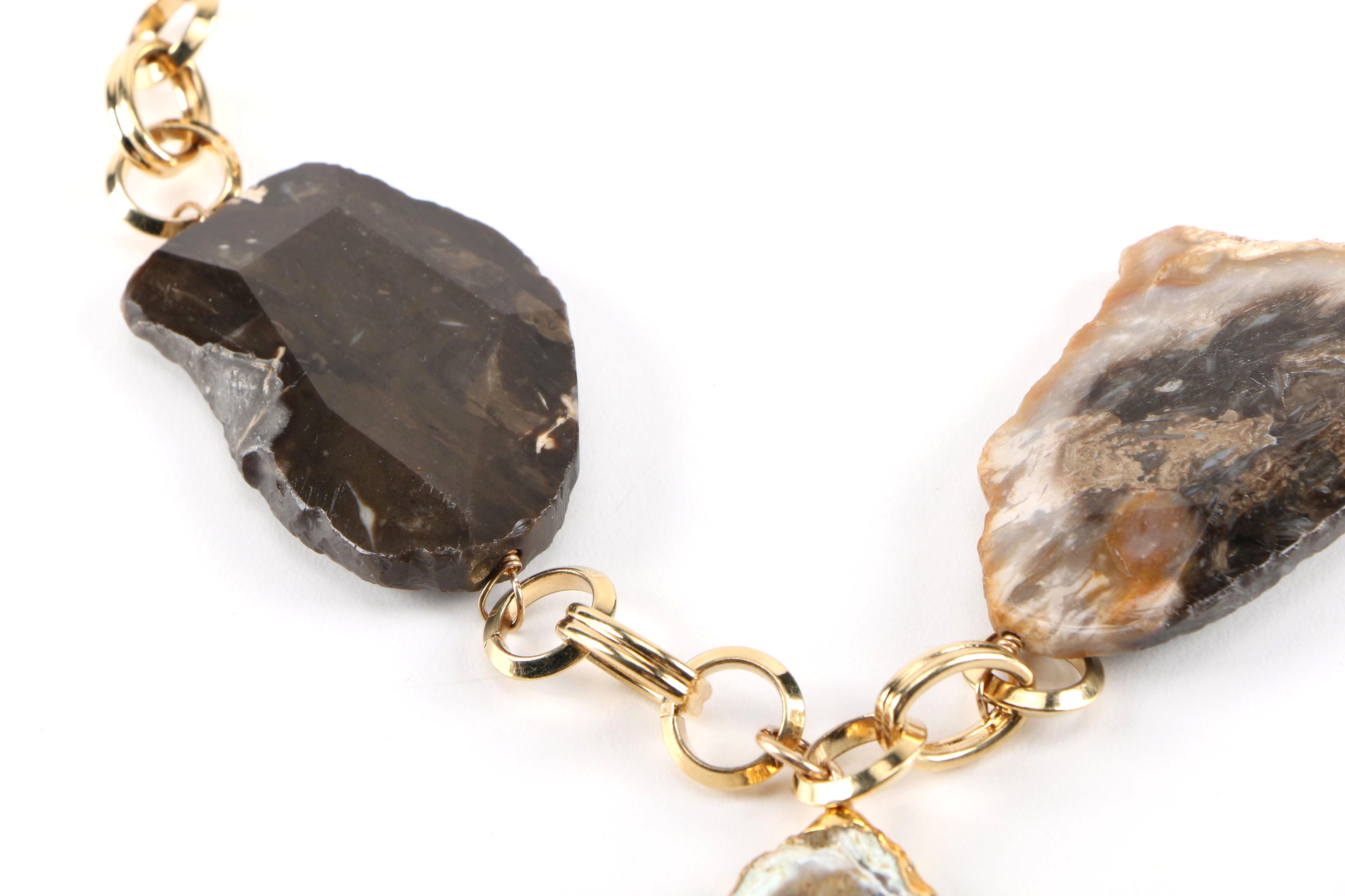 Gold Tone Necklace With Large Agate Accents