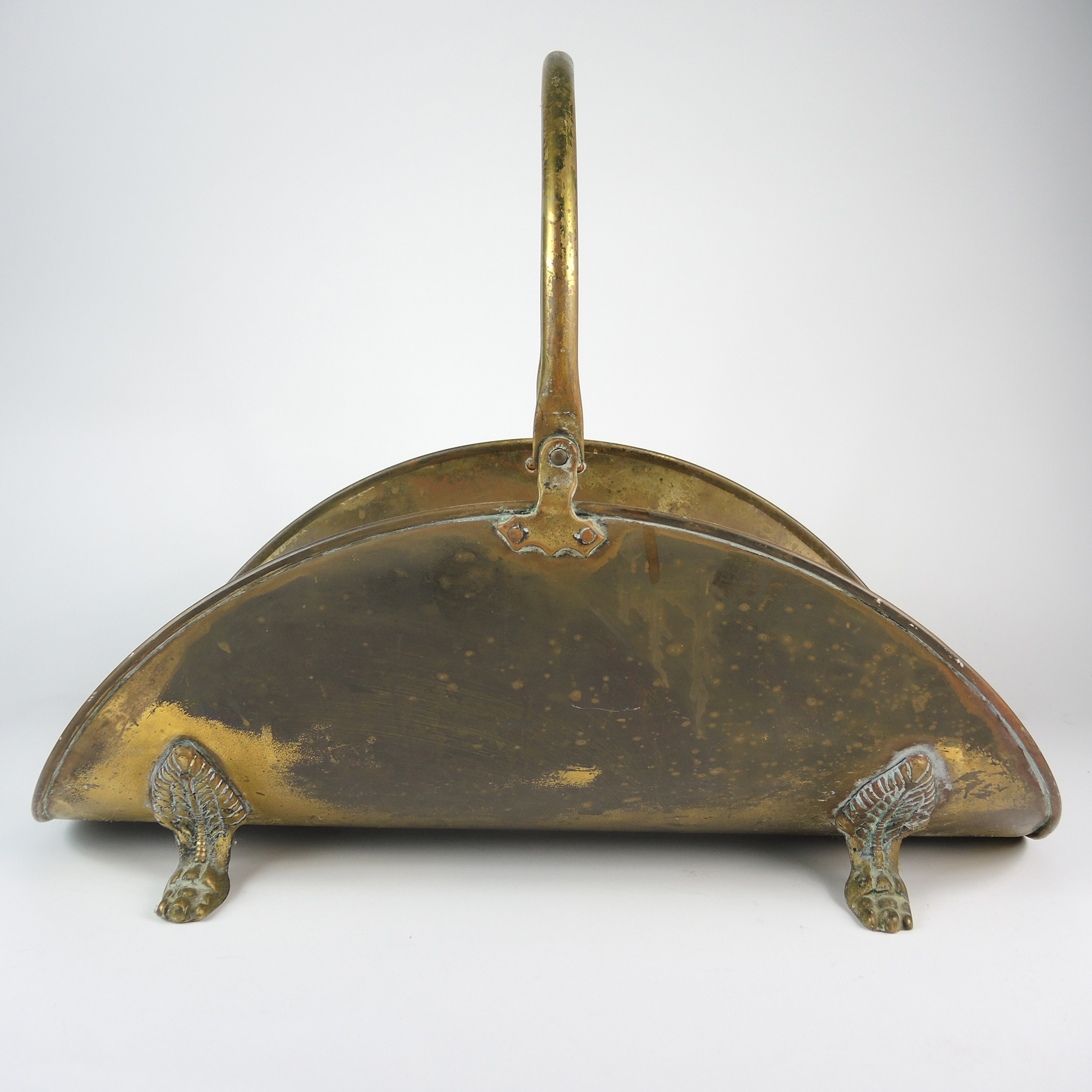 Footed Metal Log Holder