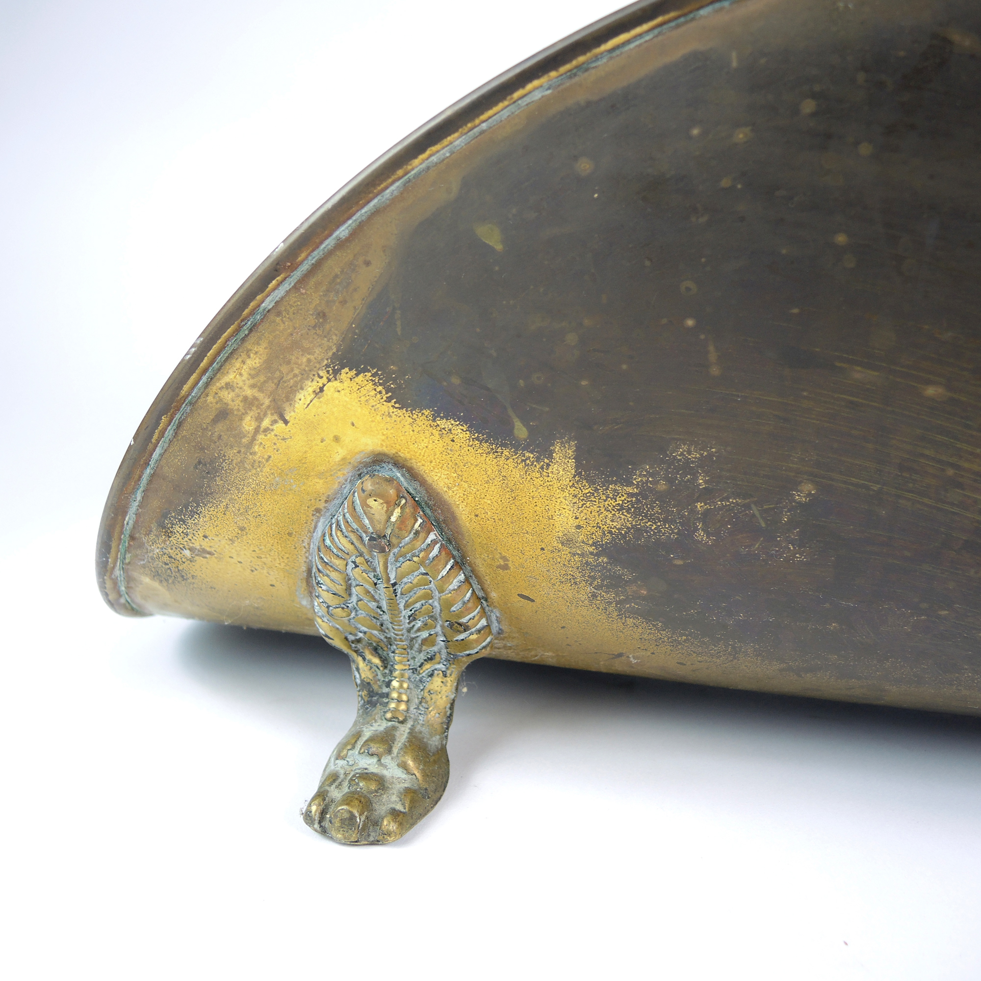 Footed Metal Log Holder