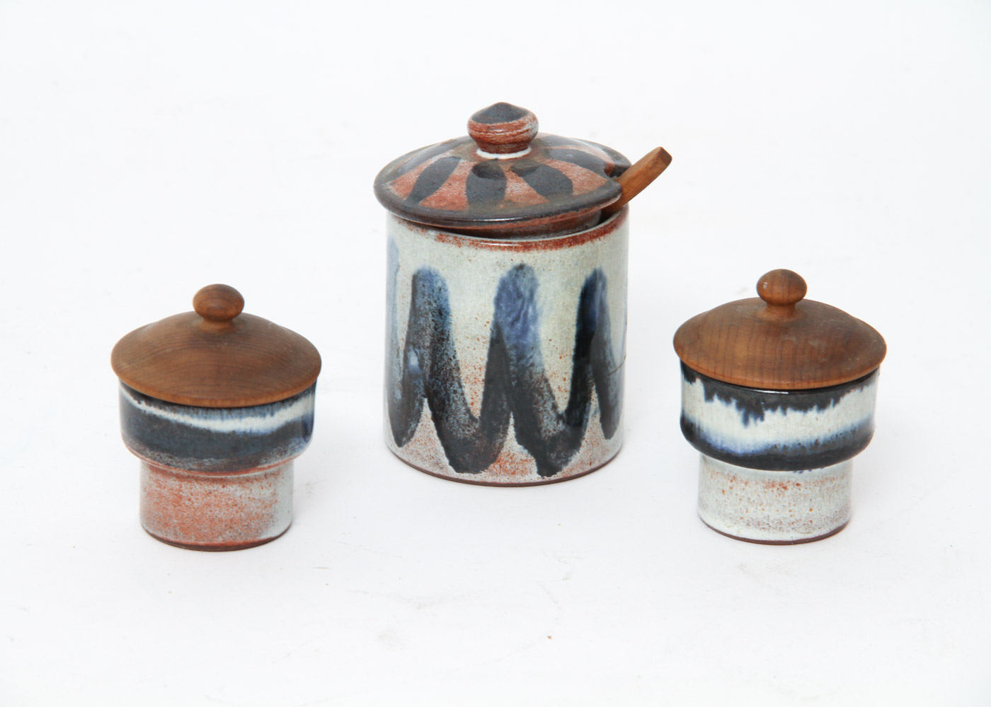 Stoneware Condiment Set with Teak Stand