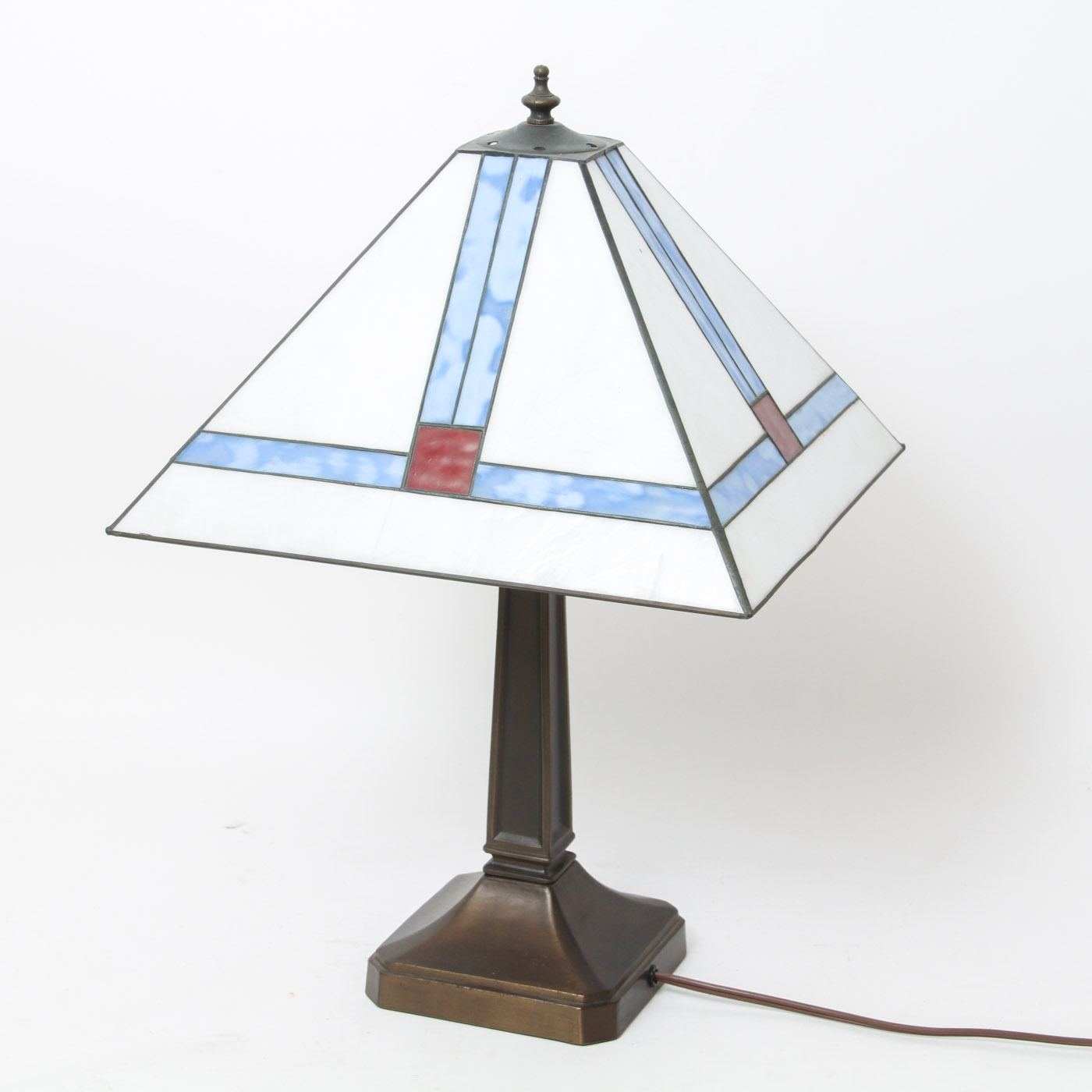 Arts and Crafts Style Table Lamp