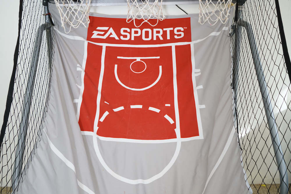 EA SPORTS Triple Hoop Challenge Basketball Game