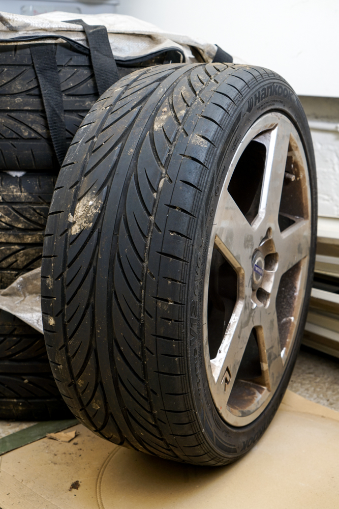 Hankook Ventus V12 EVO Racing Tires with Volvo Rims