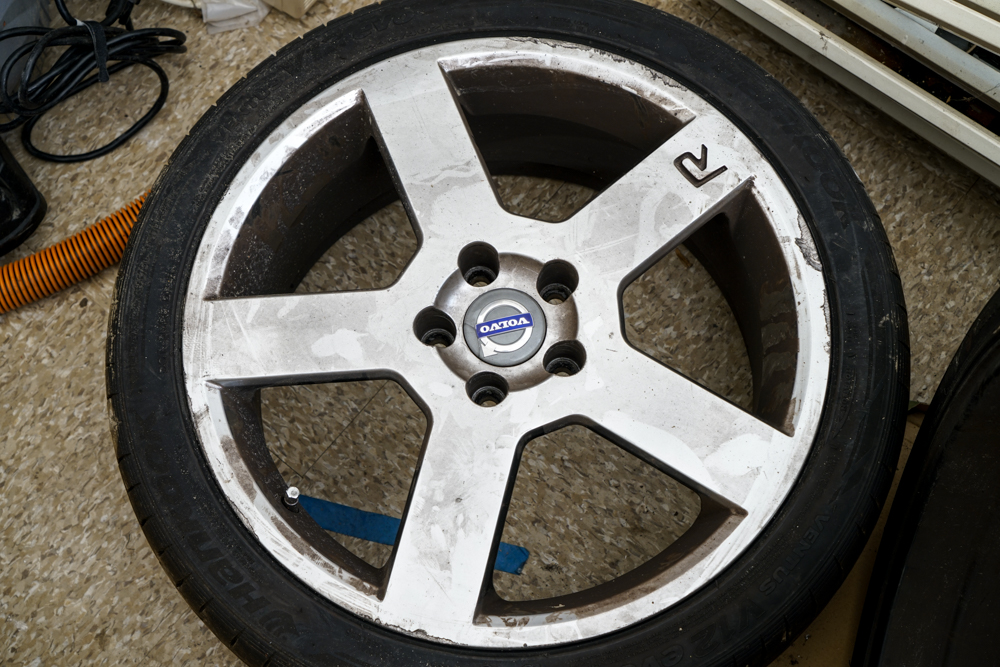 Hankook Ventus V12 EVO Racing Tires with Volvo Rims