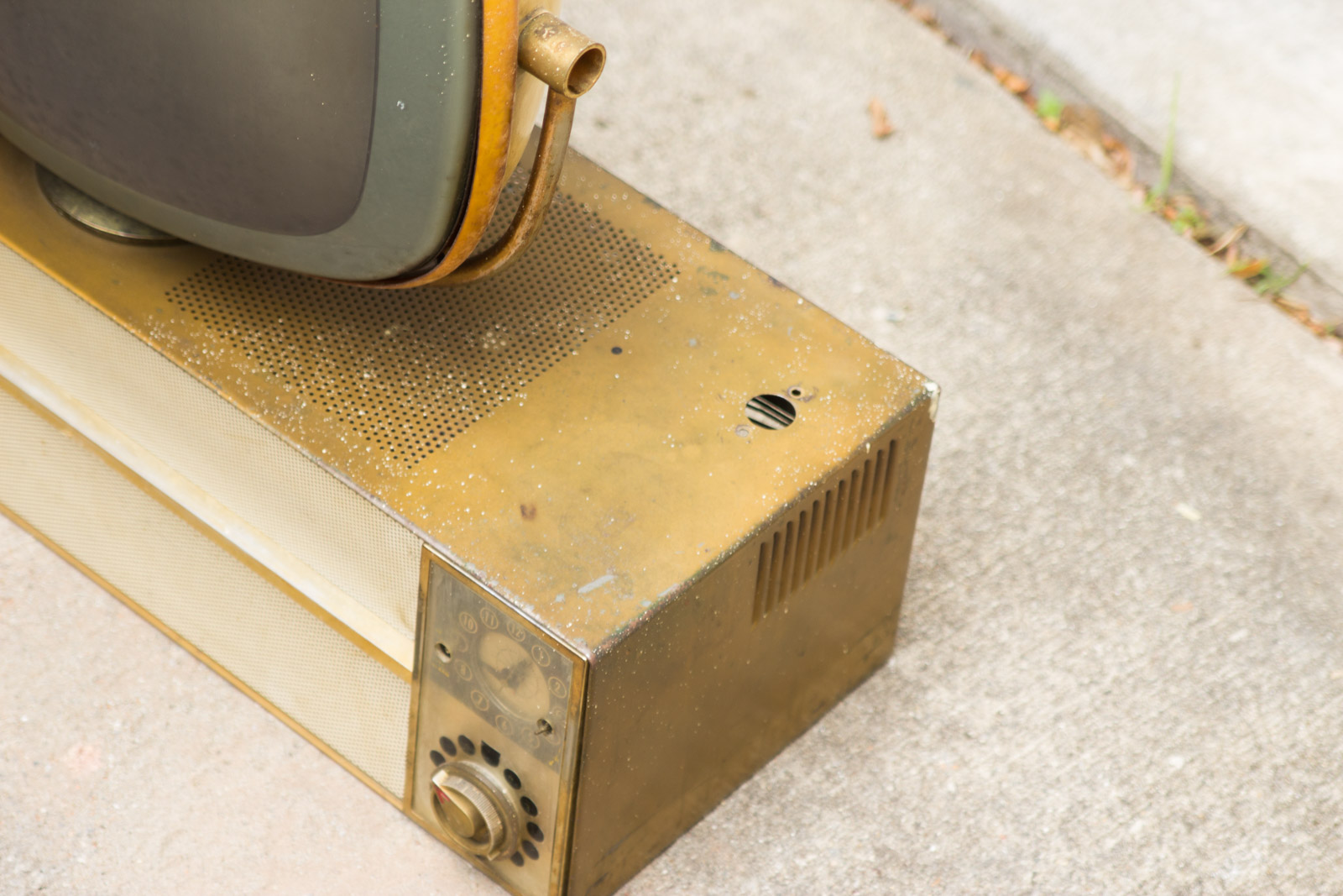 Vintage 1950s Philco Predicta Swivel Television