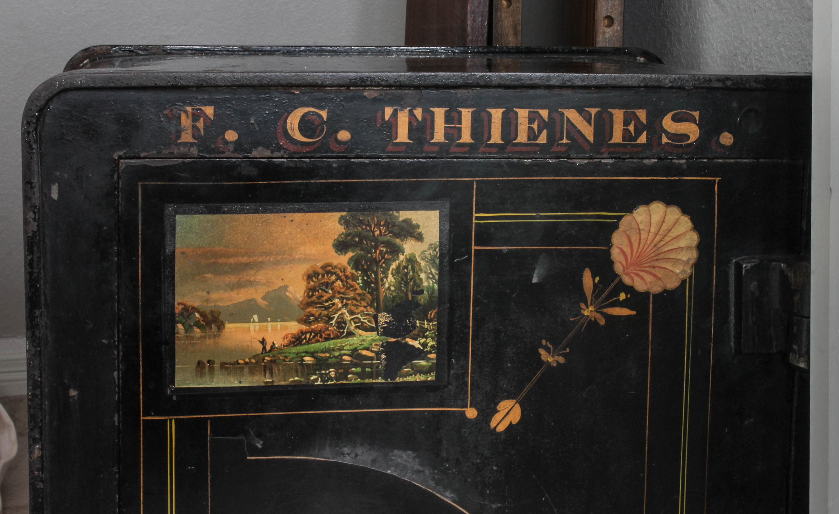 Antique Cast Iron Victor Safe