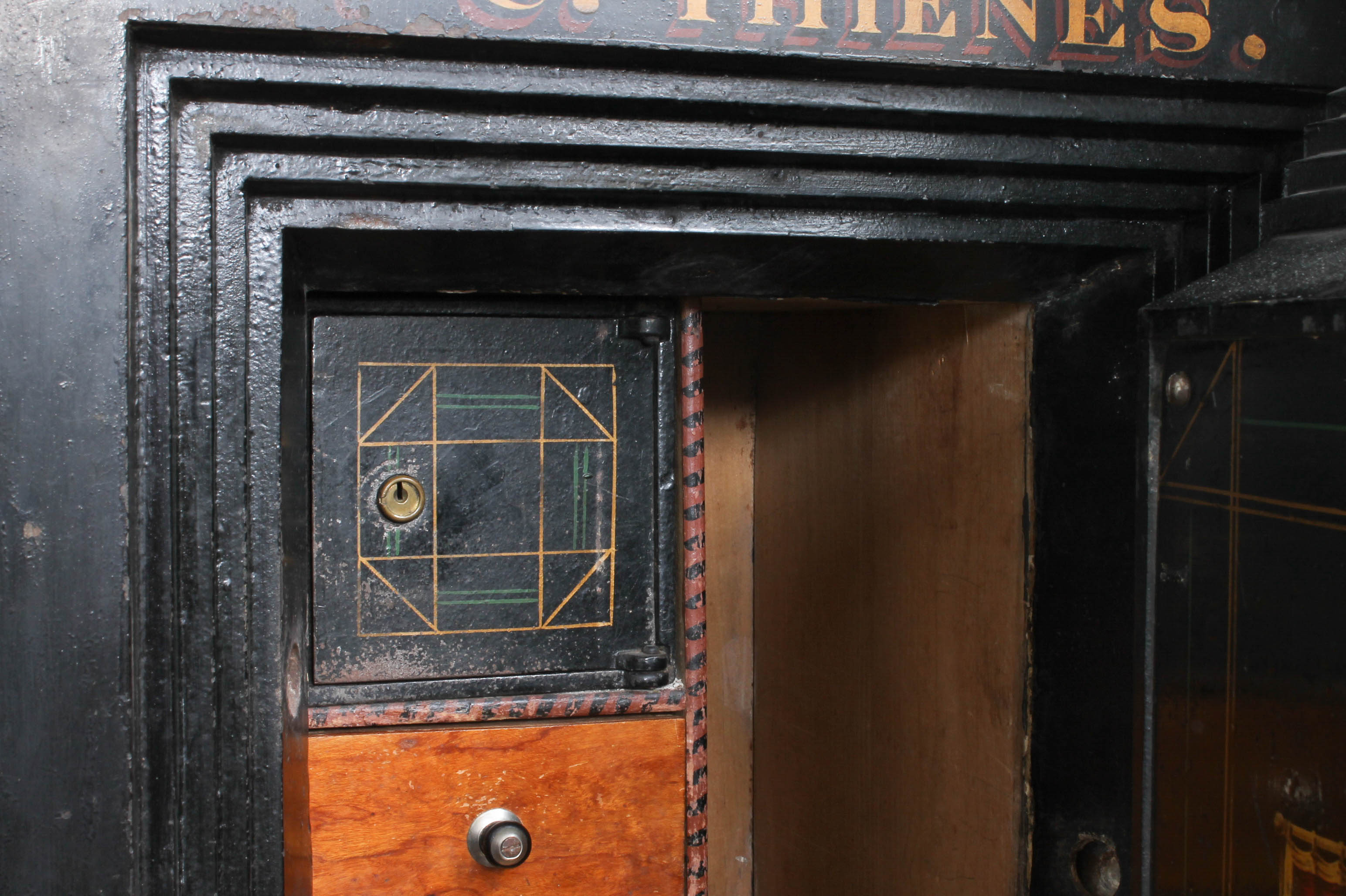 Antique Cast Iron Victor Safe