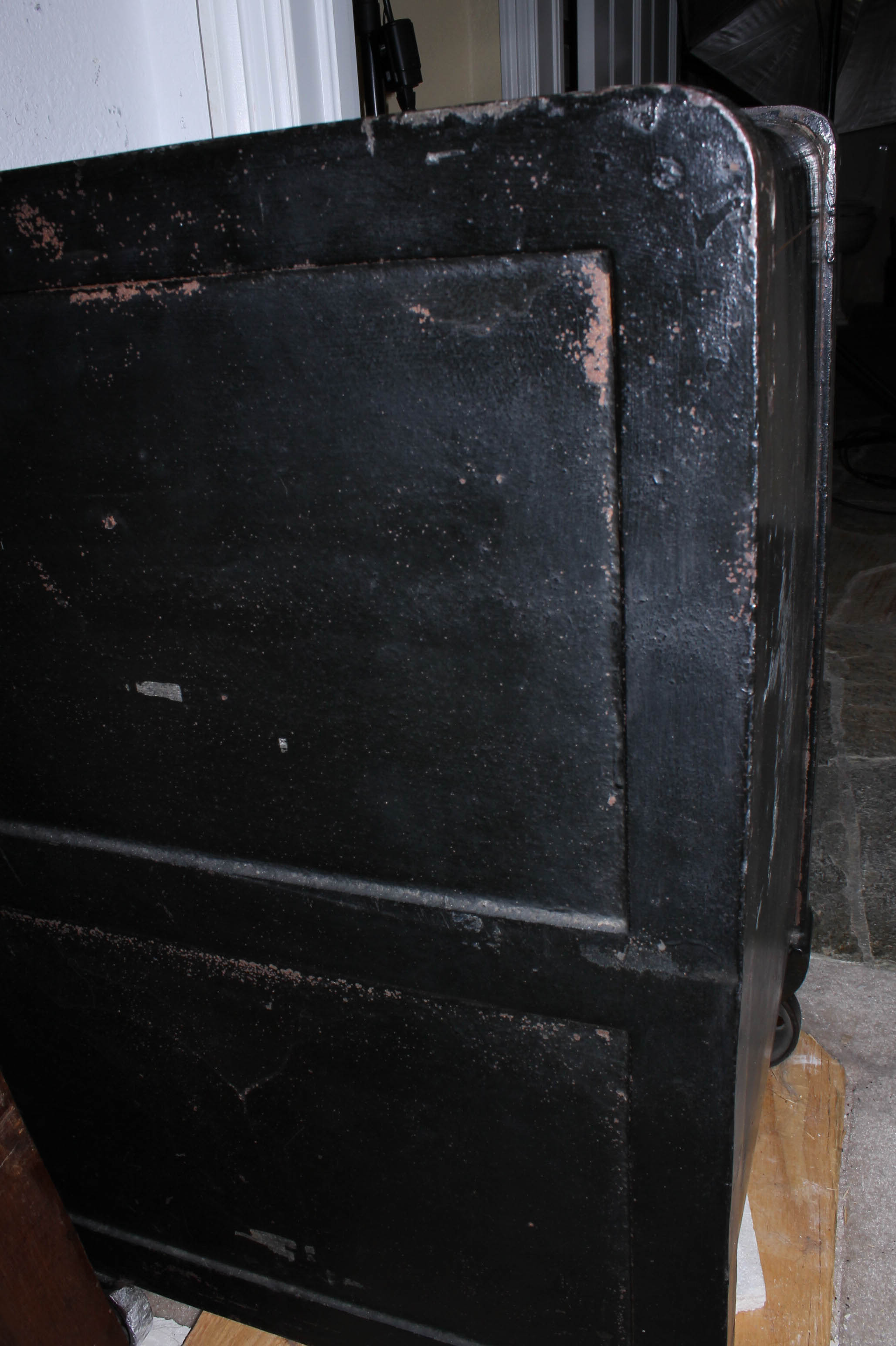 Antique Cast Iron Victor Safe