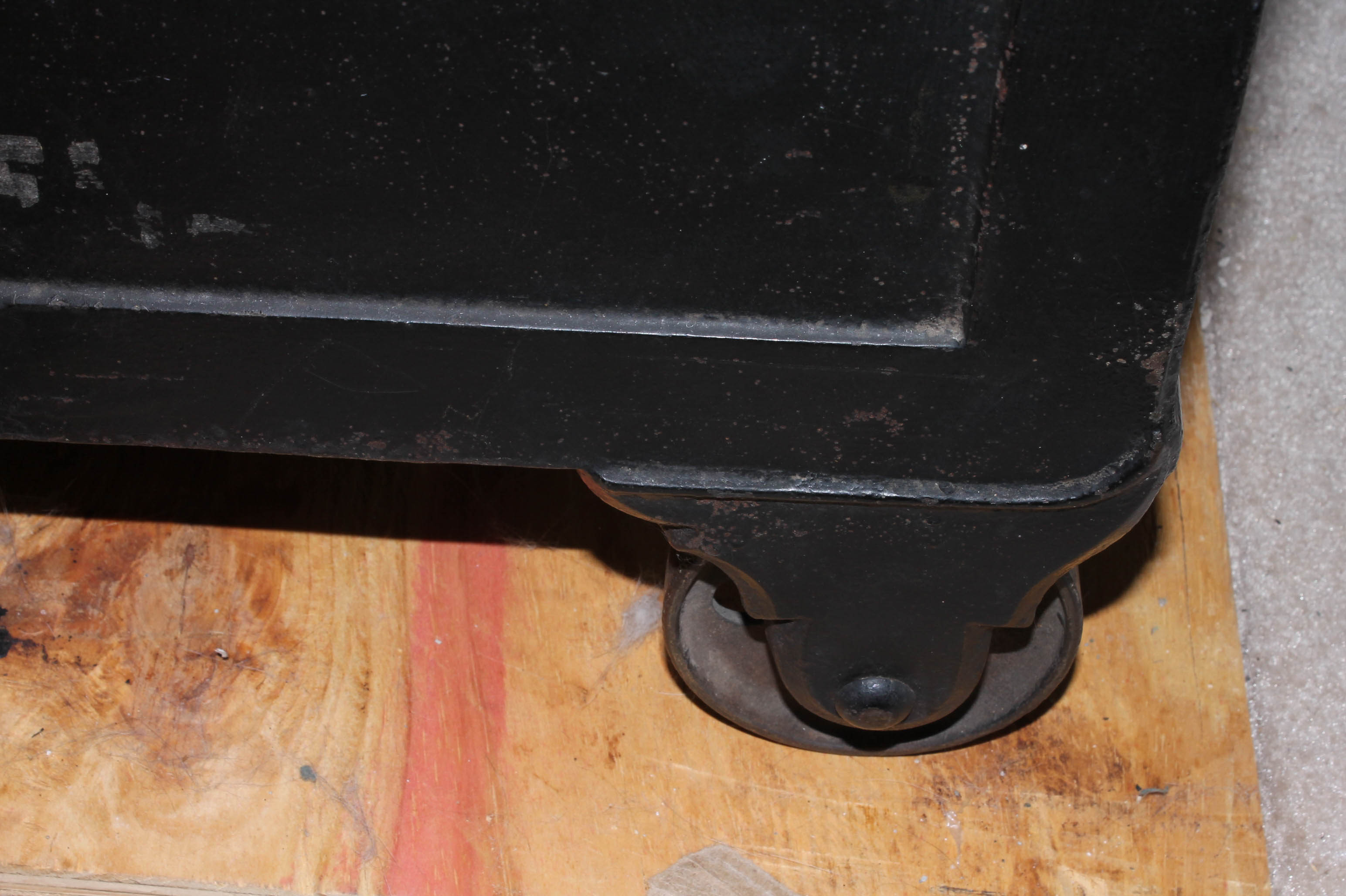 Antique Cast Iron Victor Safe