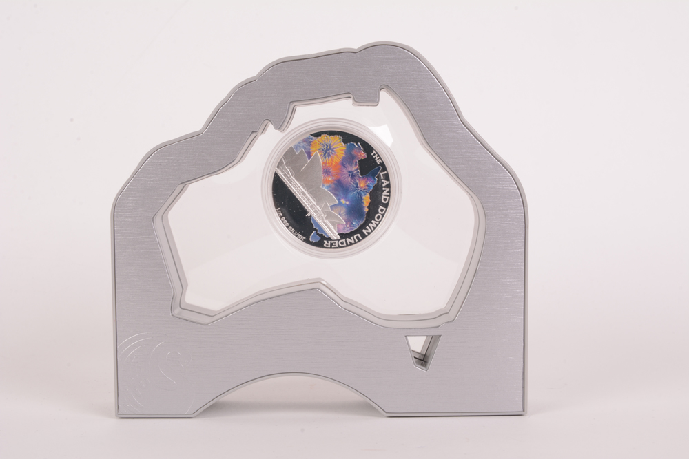 2013 Perth Mint "Land Down Under"  Colorized Silver Coin