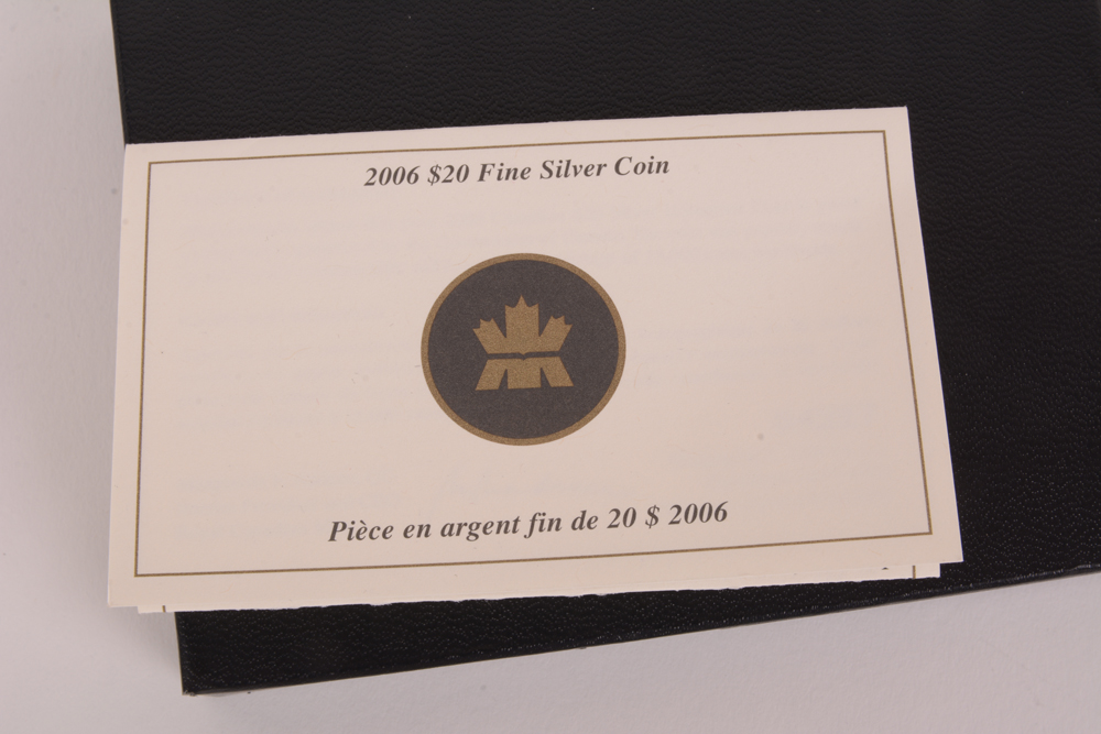 2006 Royal Canadian Mint "CN Tower"  Silver Holographic  Coin