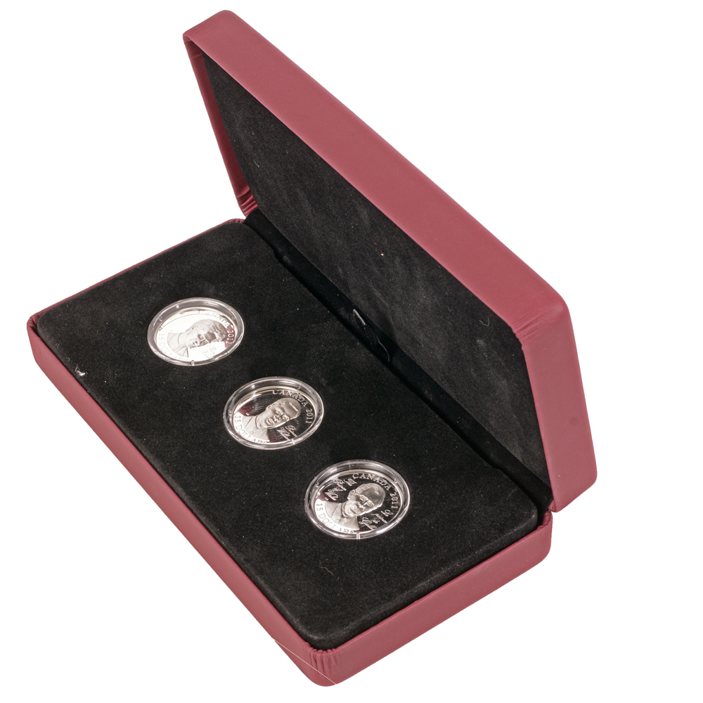 2011 "Continuity of the Crown Series" Ultra High Relief Cameo Sterling Silver Coin Set