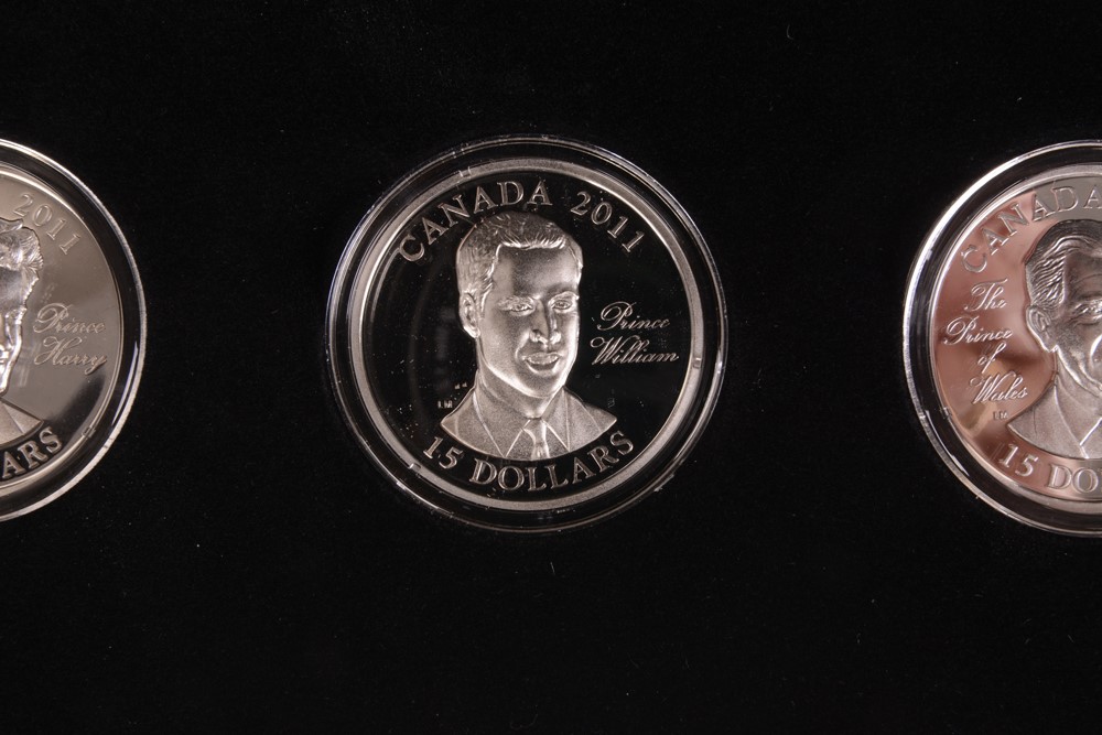 2011 "Continuity of the Crown Series" Ultra High Relief Cameo Sterling Silver Coin Set