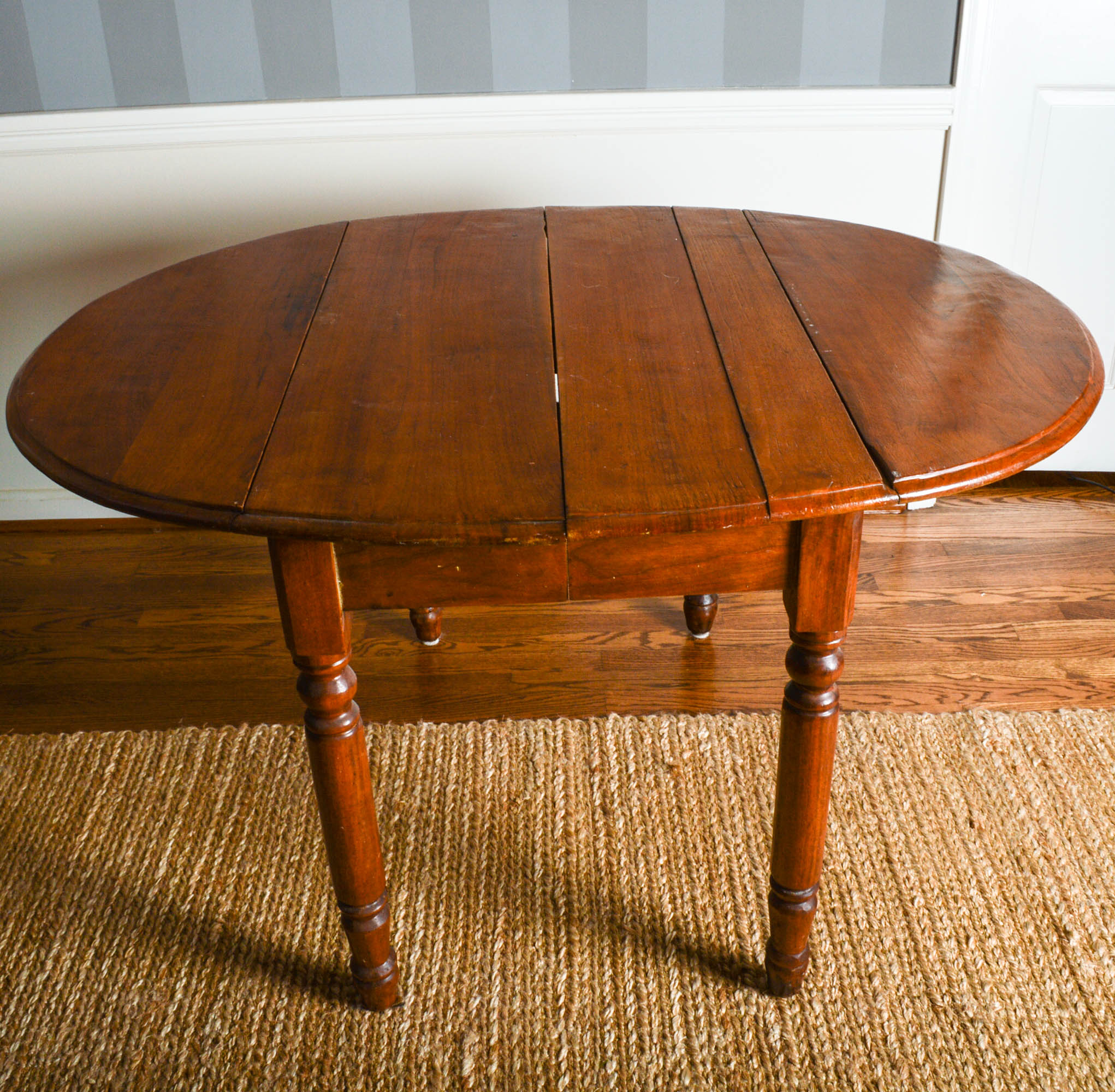 Vintage Drop-Leaf Dining Table