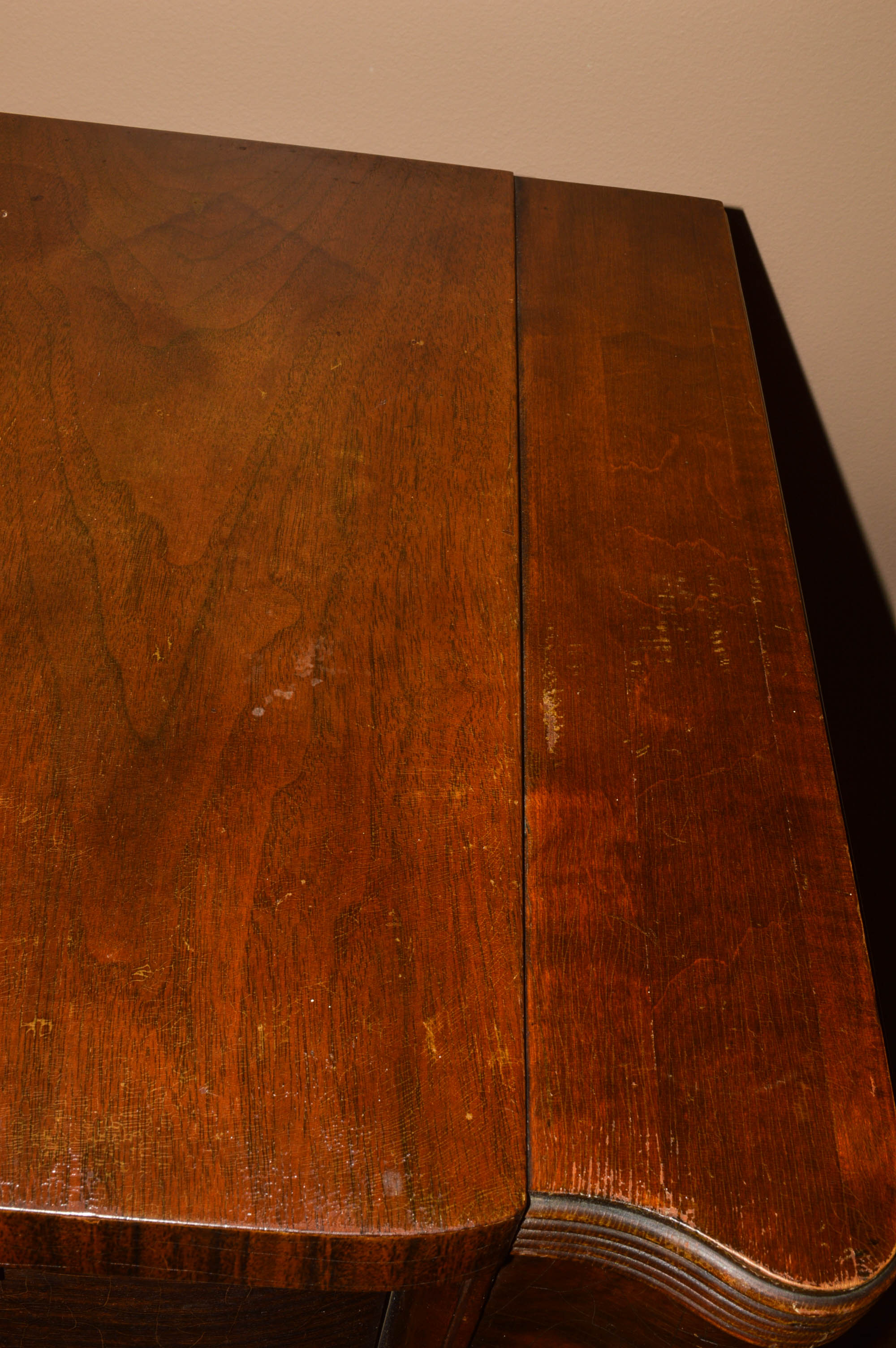 Art Deco Stereo Cabinet With Radio