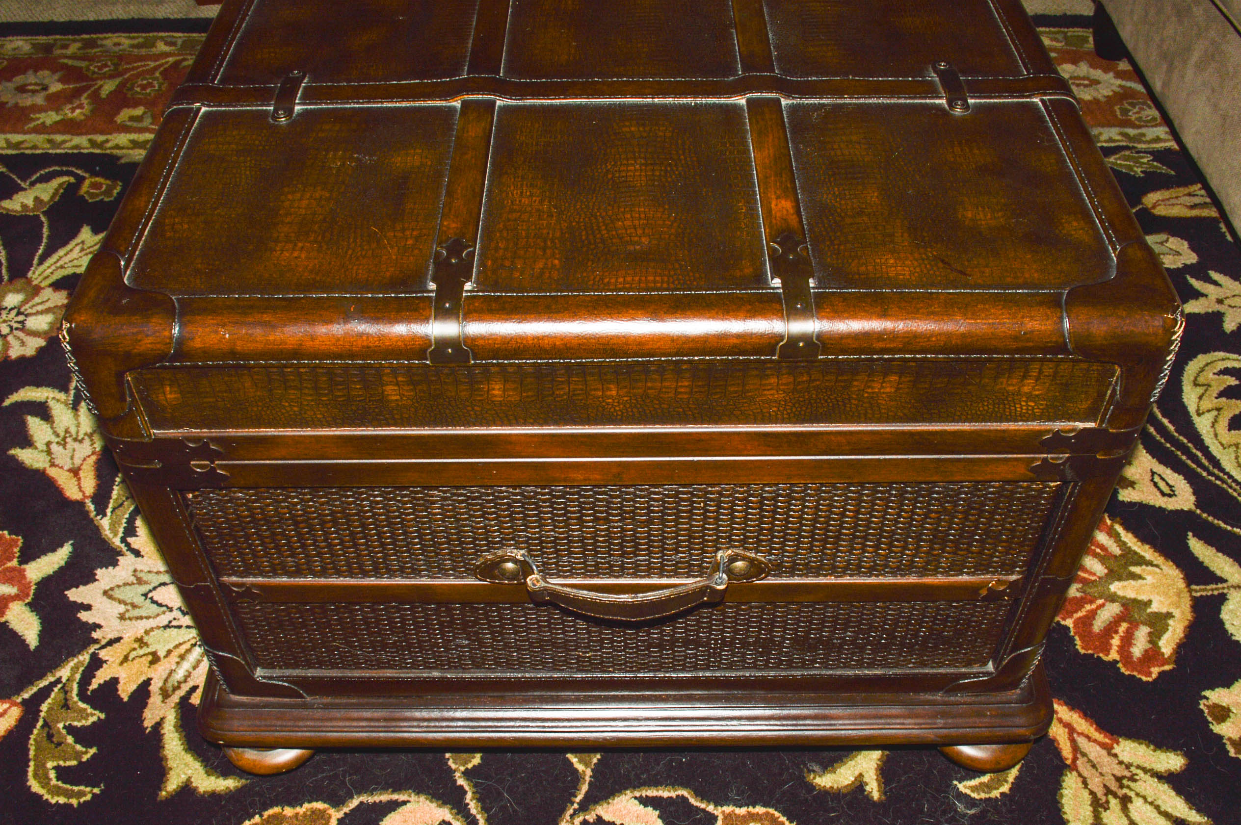 Trunk Coffee Table With Drawers