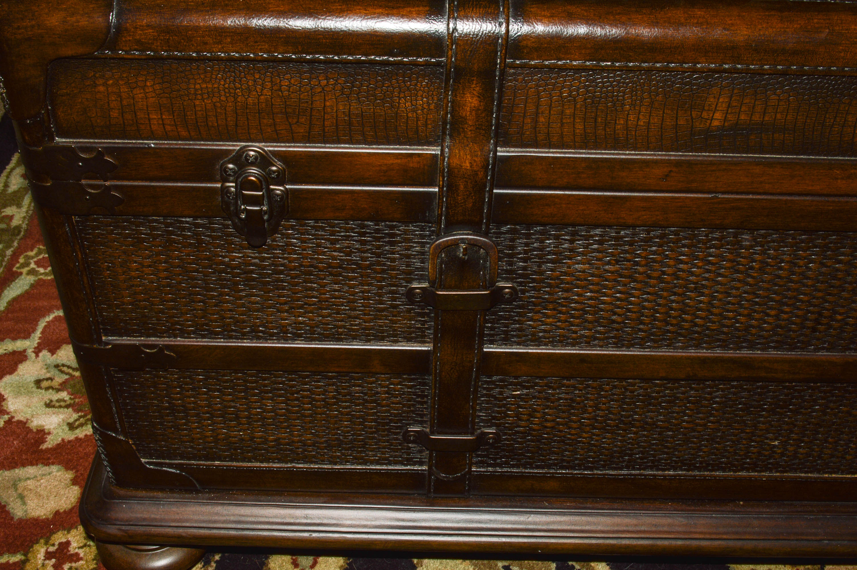 Trunk Coffee Table With Drawers