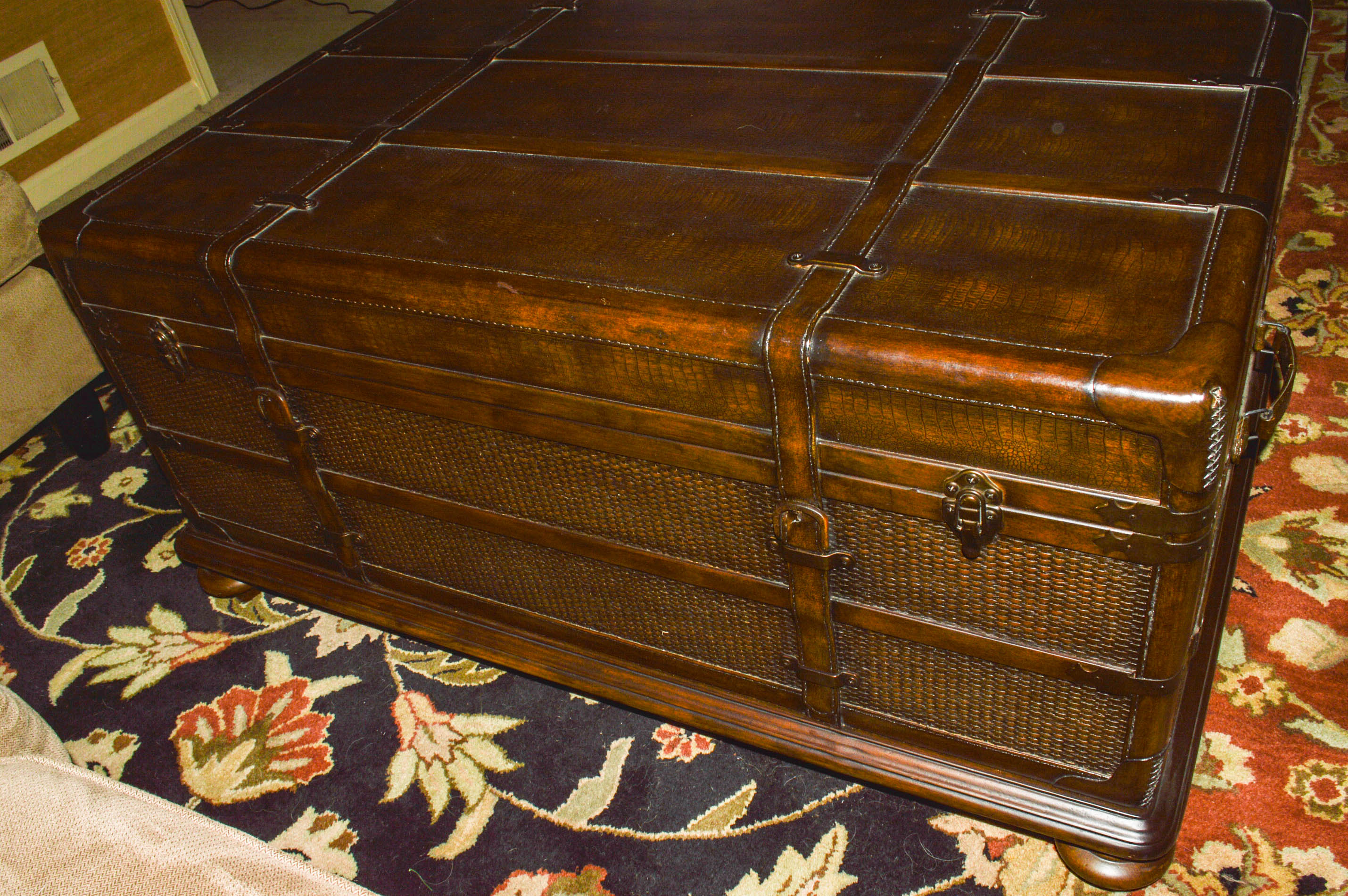 Trunk Coffee Table With Drawers