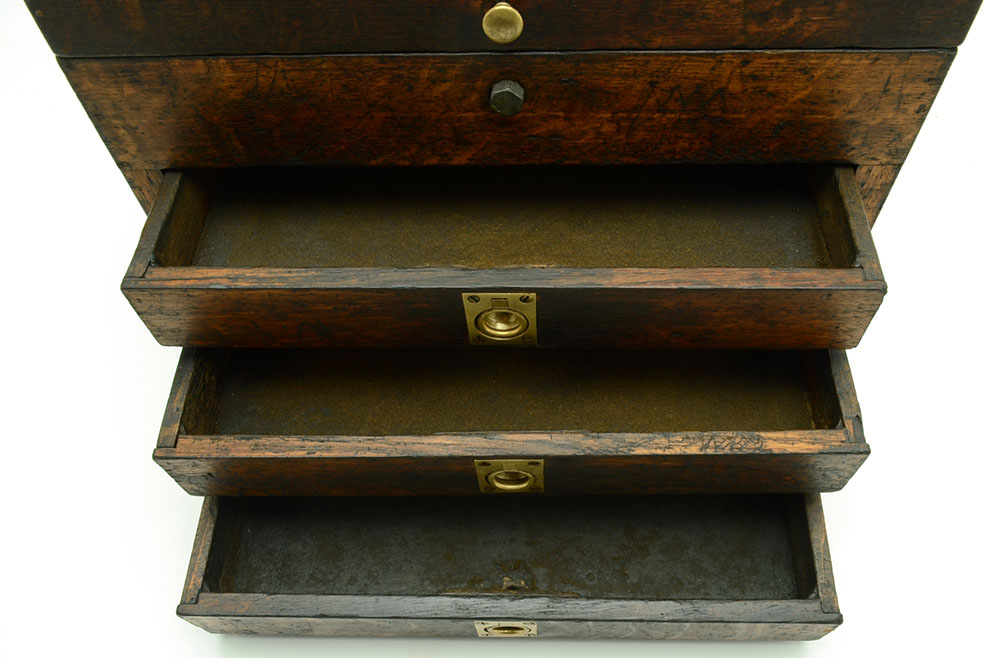 Tiger Oak Machinist Chest with Drawers