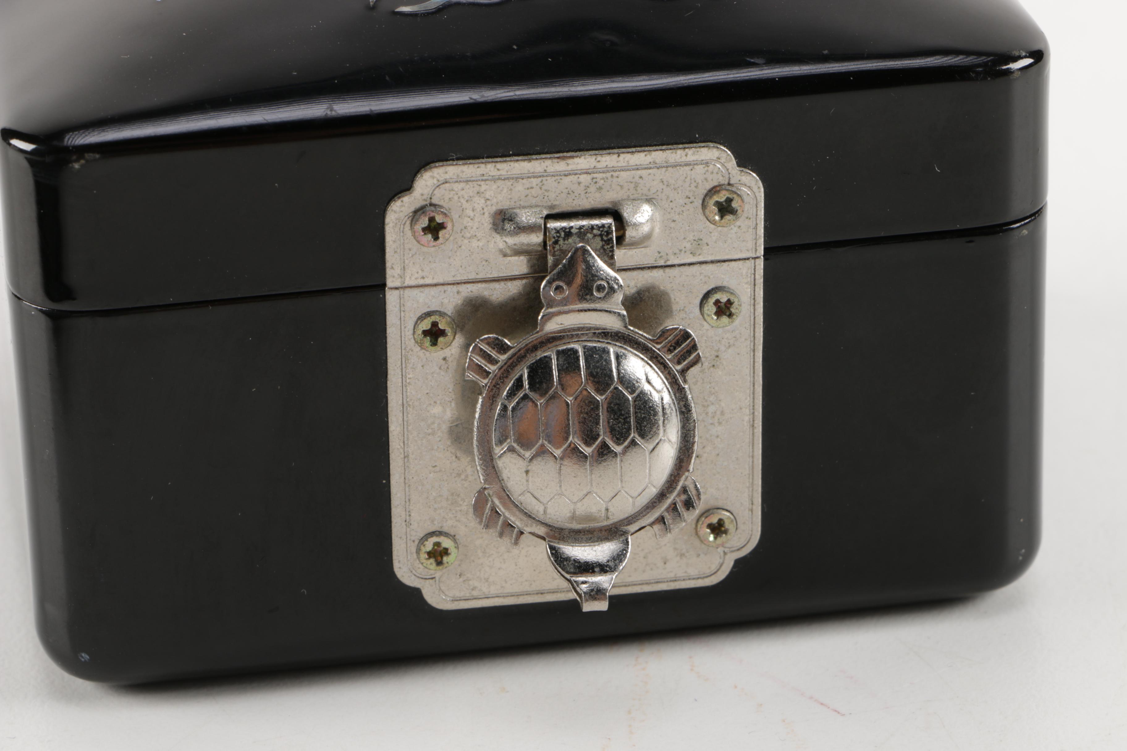 Mother of Pearl Black Lacquer Trinket Box