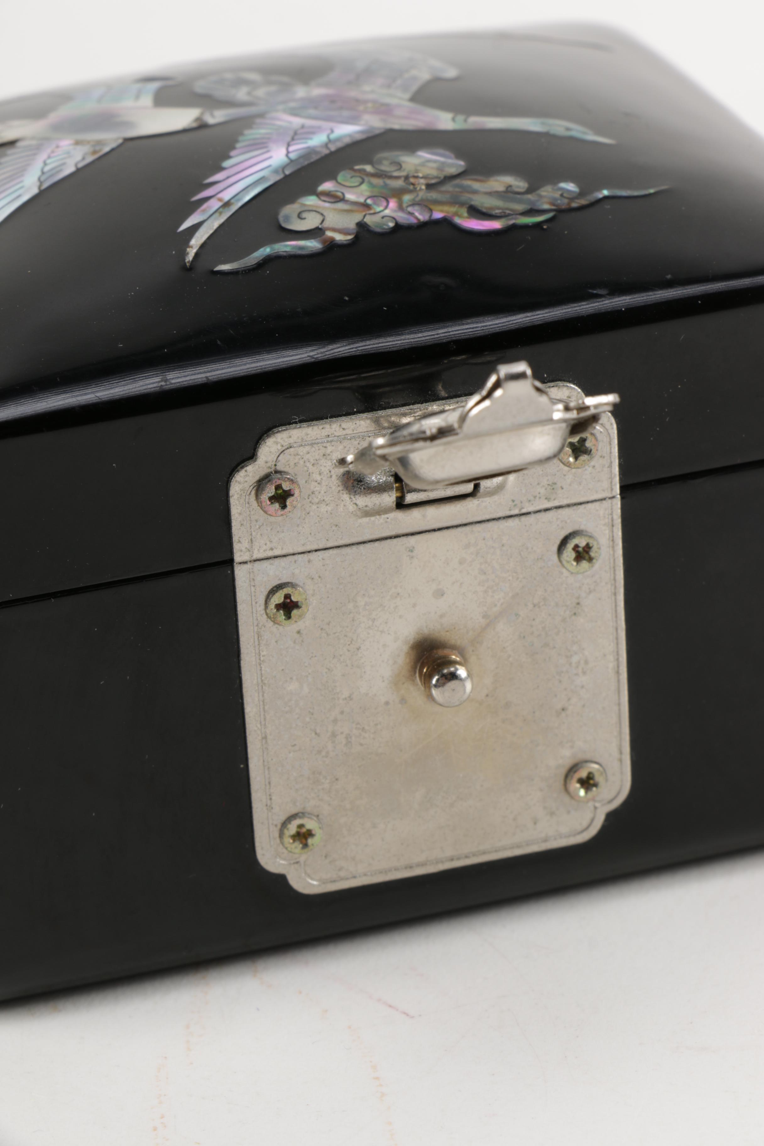 Mother of Pearl Black Lacquer Trinket Box