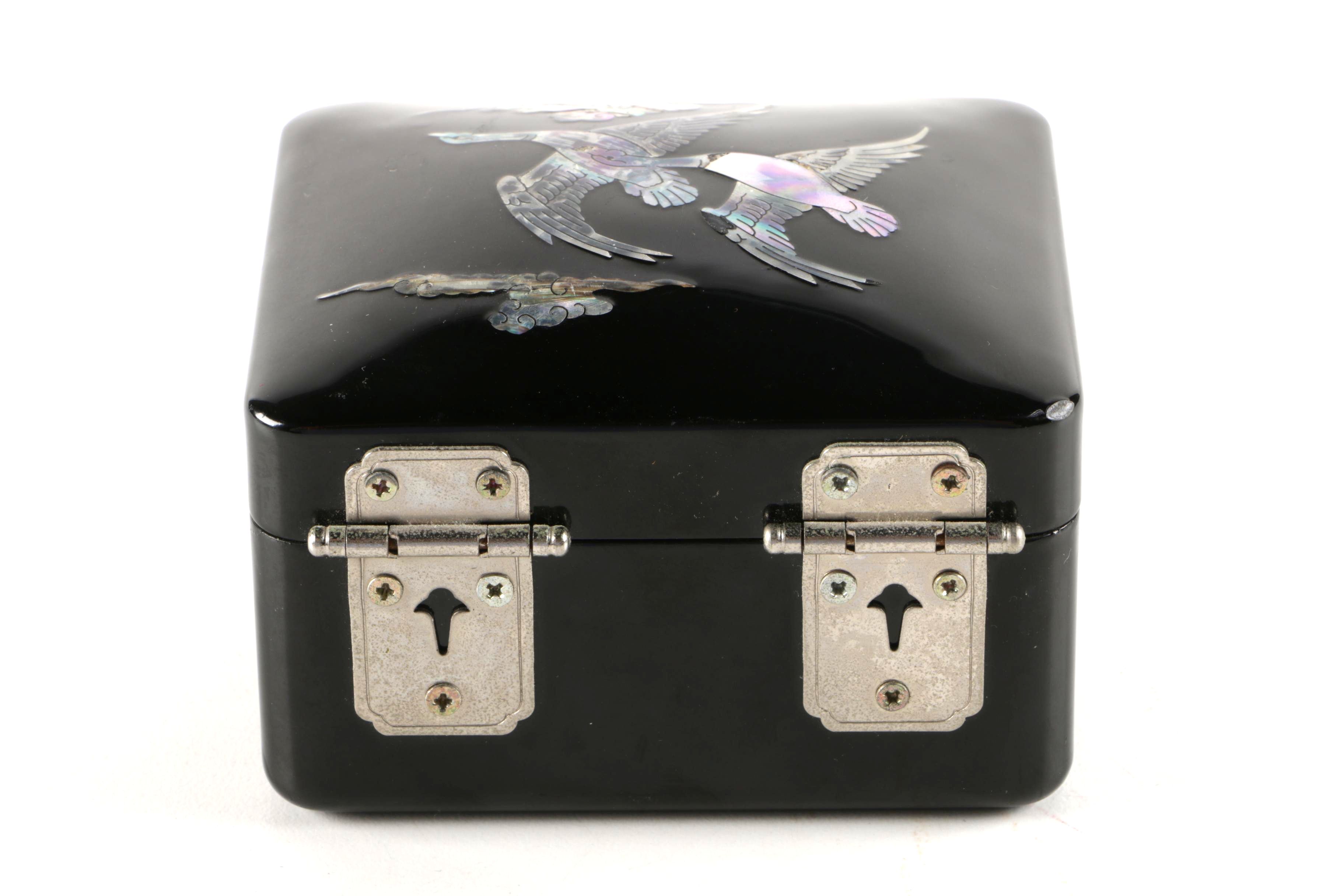 Mother of Pearl Black Lacquer Trinket Box