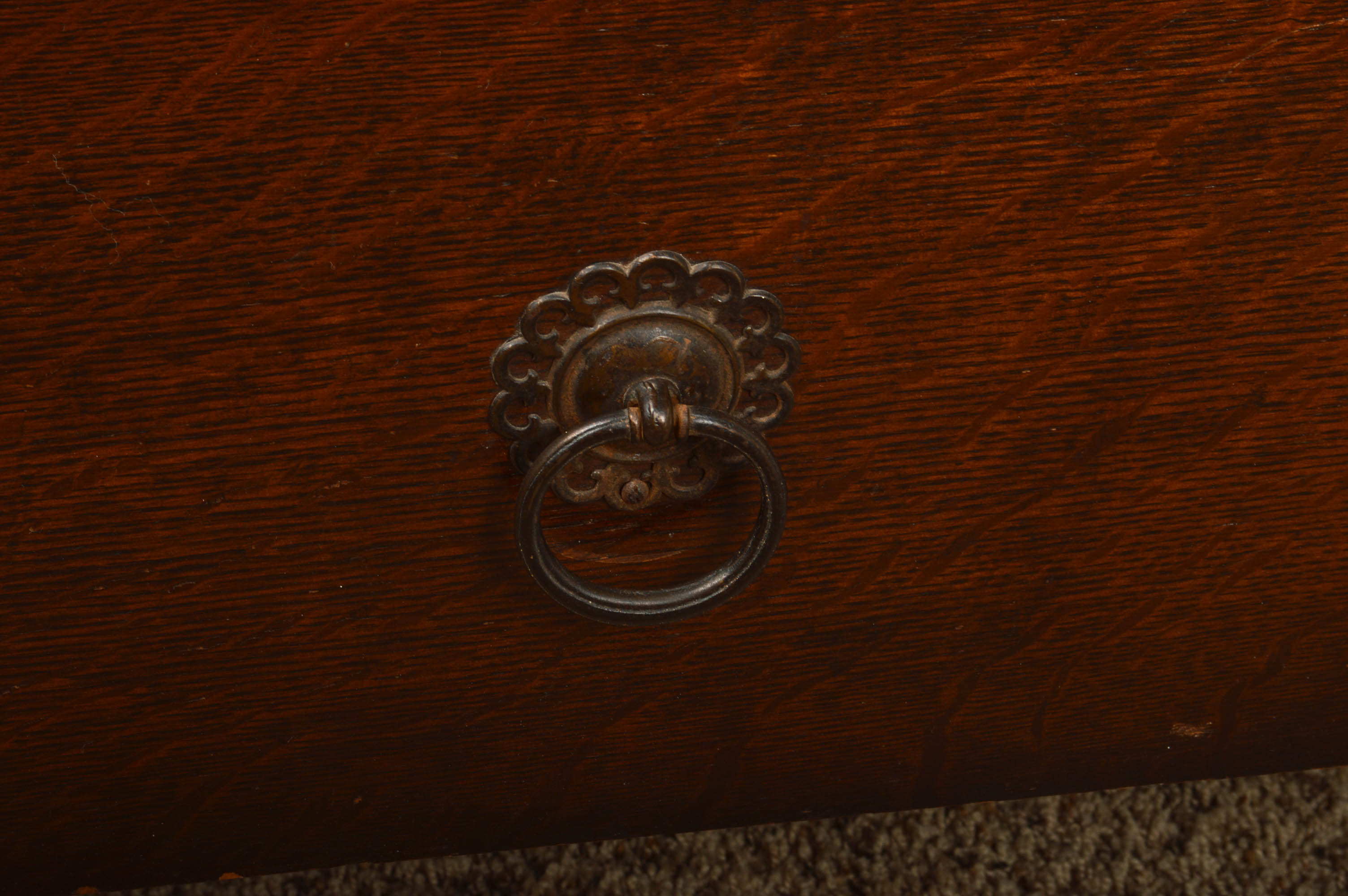 Antique English Quarter Sawn Oak Wardrobe