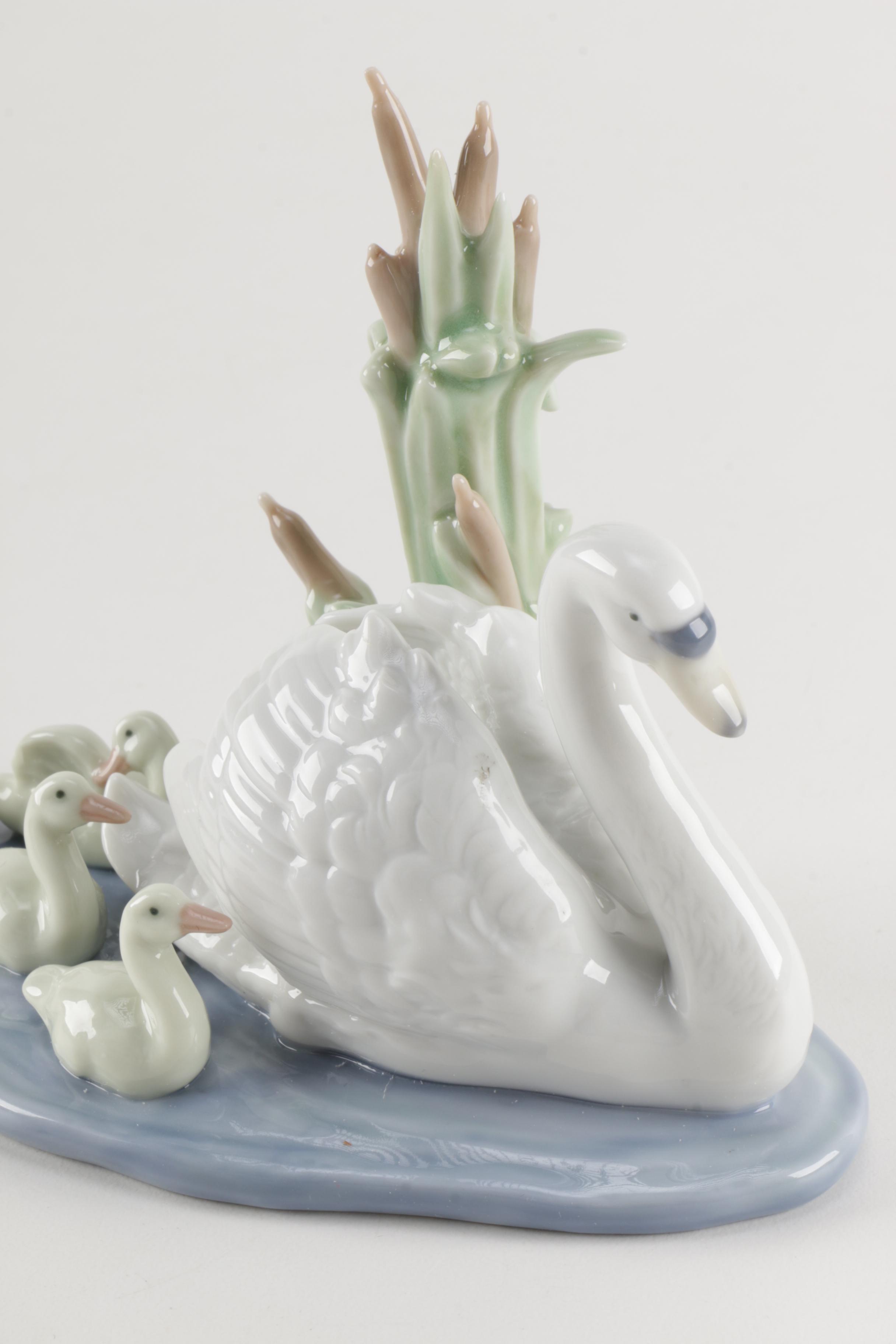 Signed 1989 Lladro "Follow Me" Porcelain Figurine #01005722