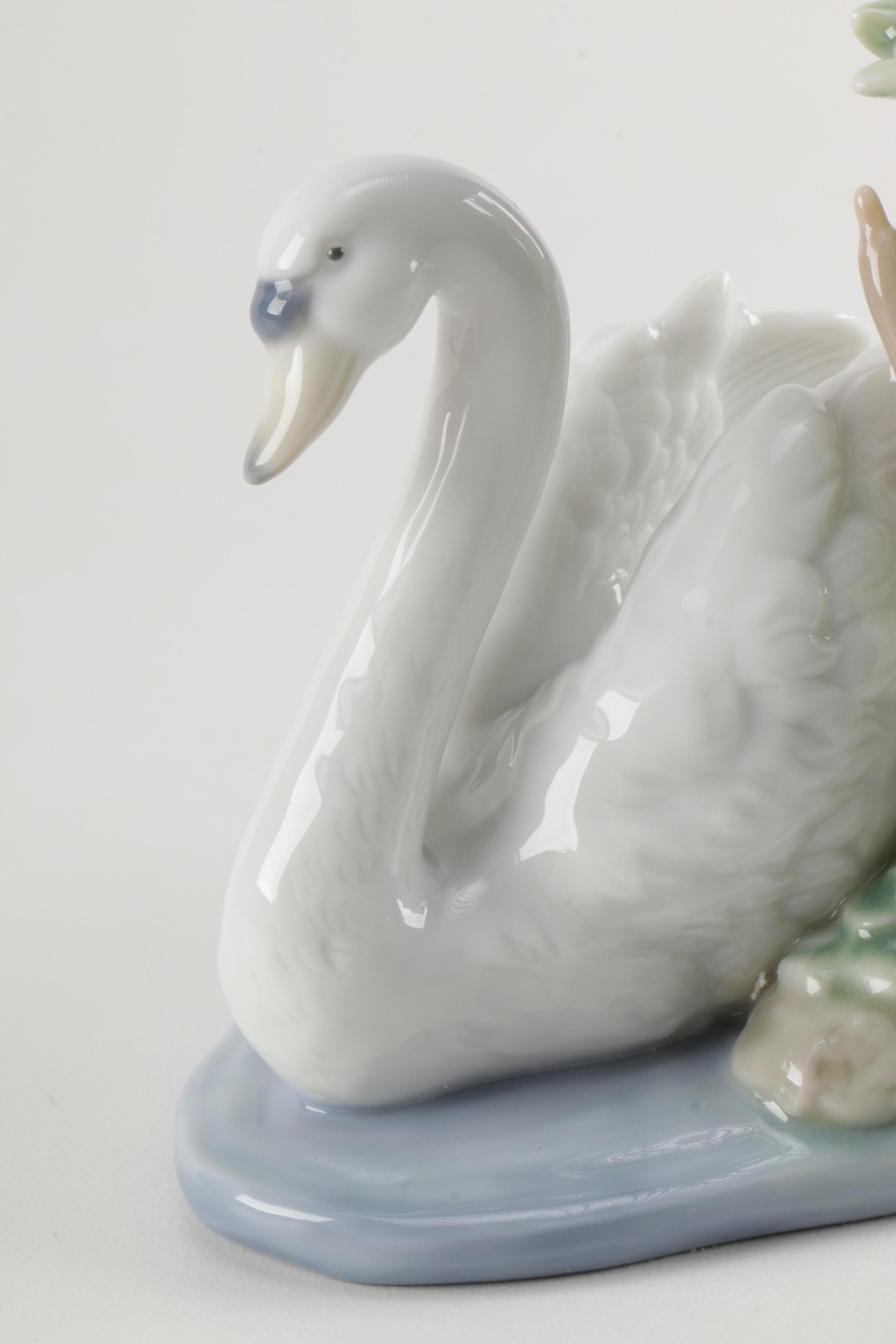 Signed 1989 Lladro "Follow Me" Porcelain Figurine #01005722