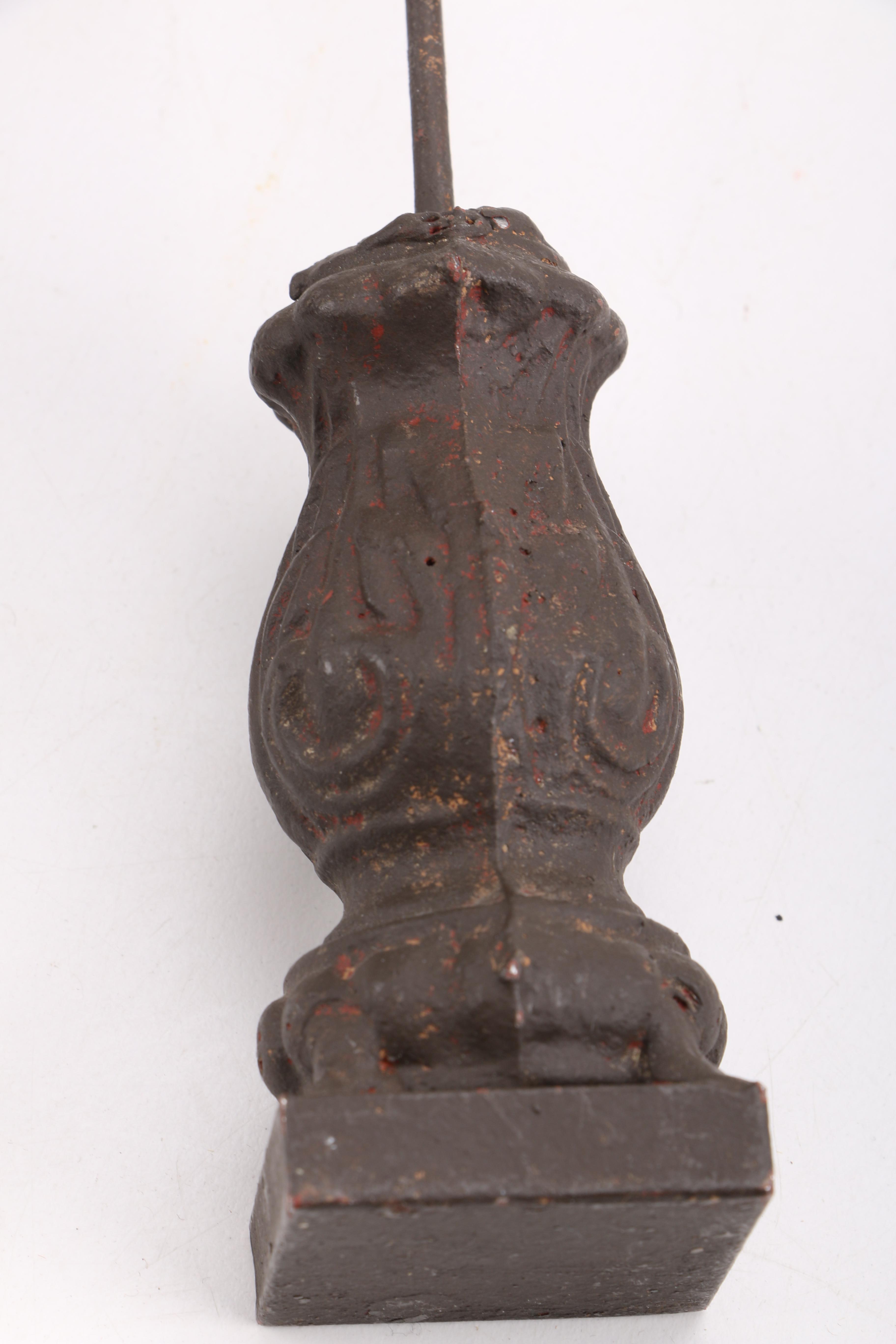 Metal Flowers and Fence Tops