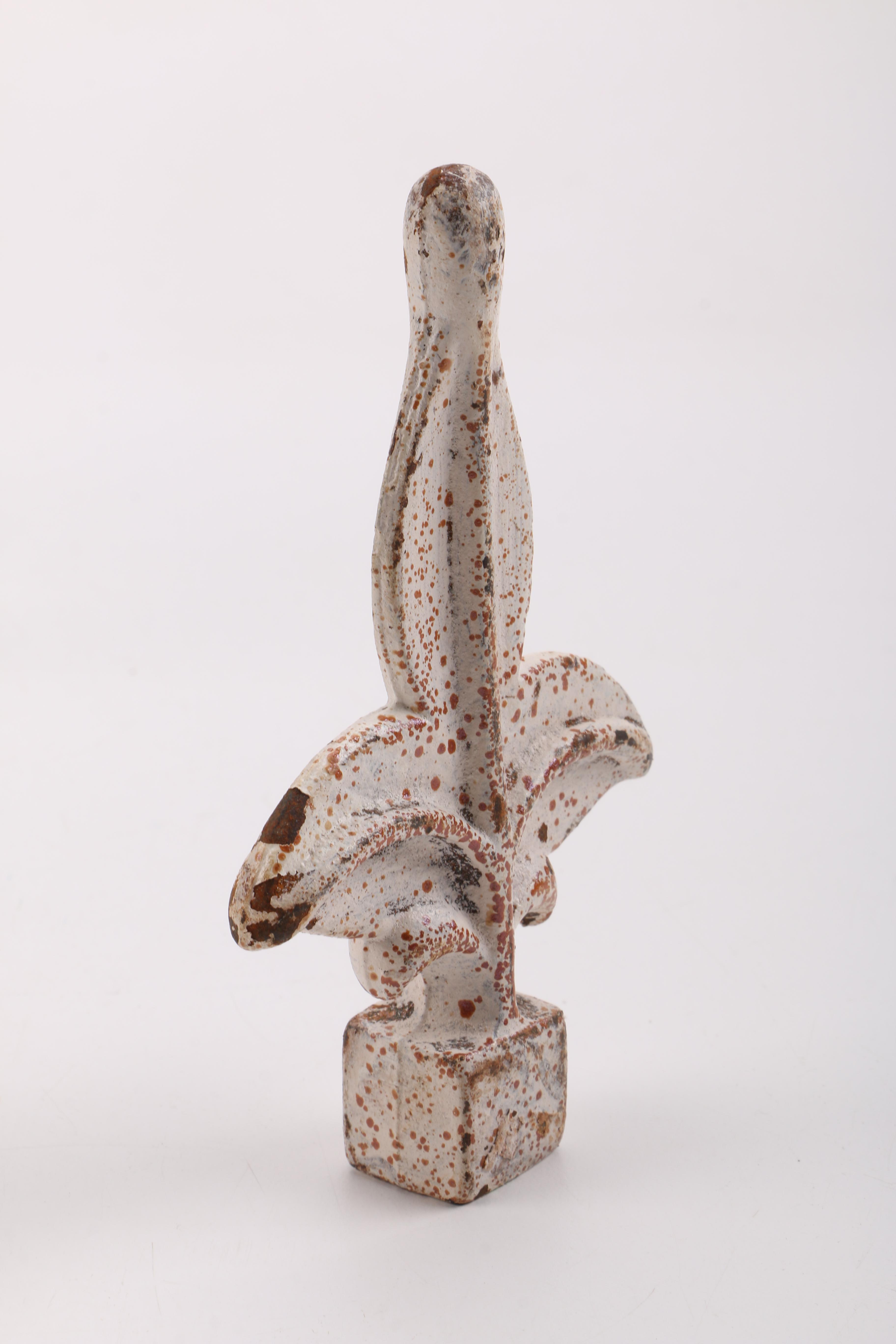 Metal Flowers and Fence Tops