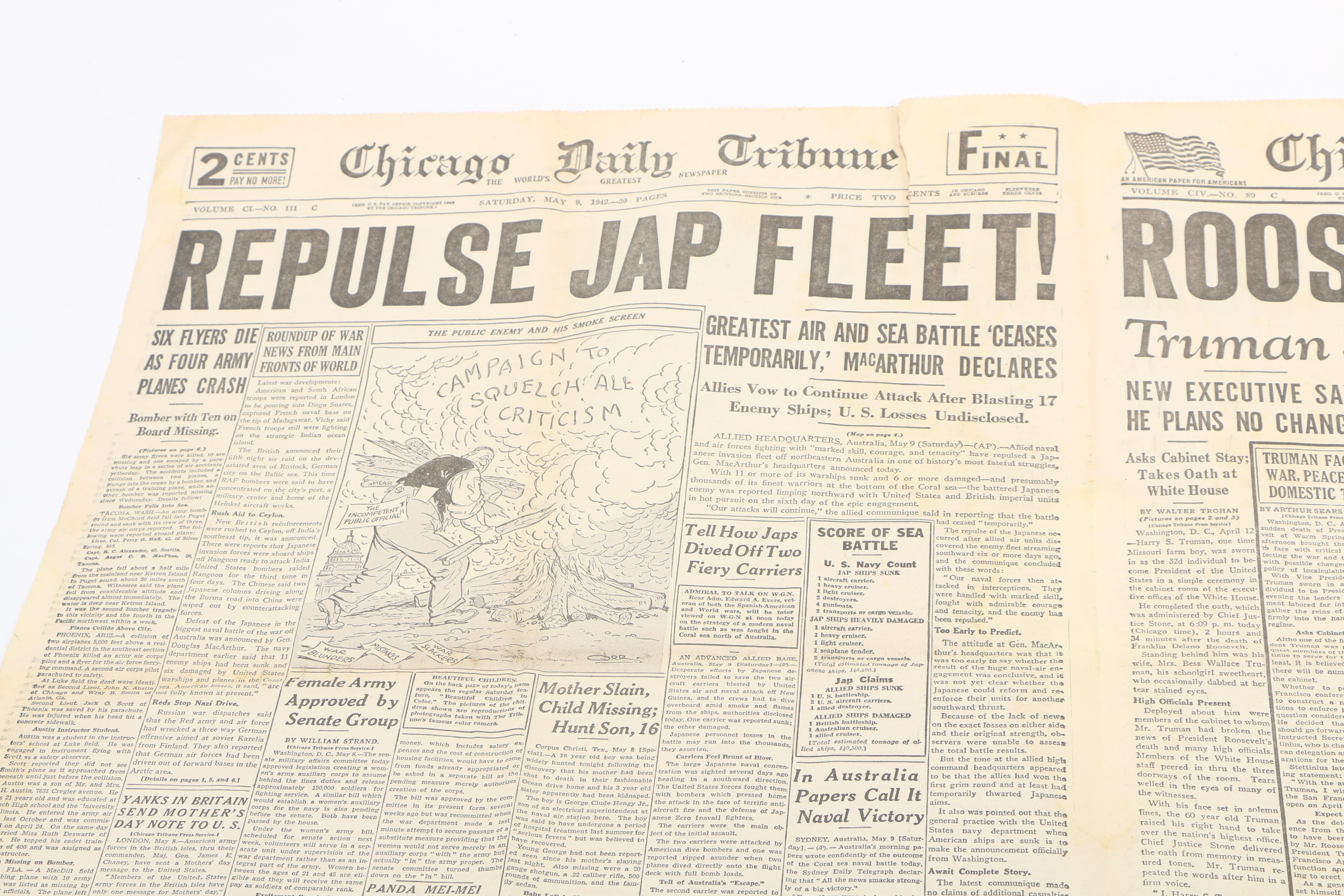 "Chicago Daily Tribune" WWII Newspapers