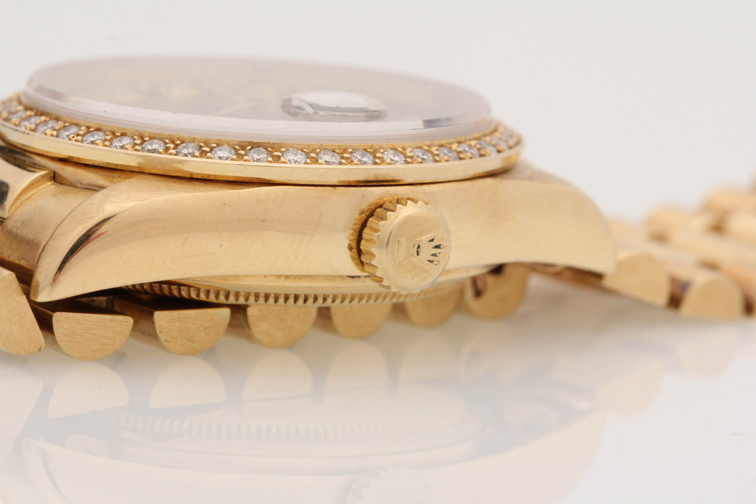 Rolex Oyster 18K Yellow Gold 1.18 CTW Diamond Watch