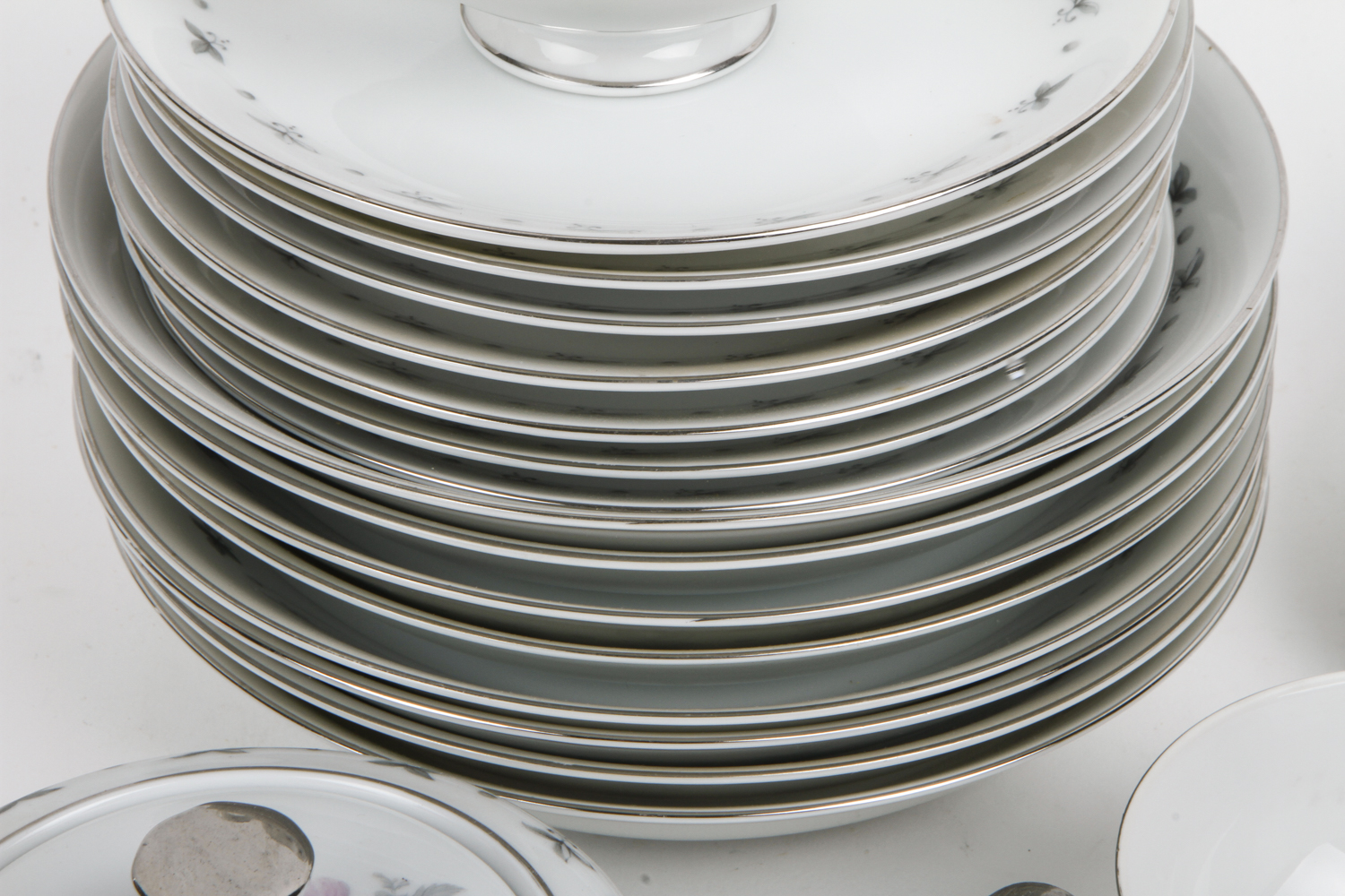 Japanese Seyei Fine China Set