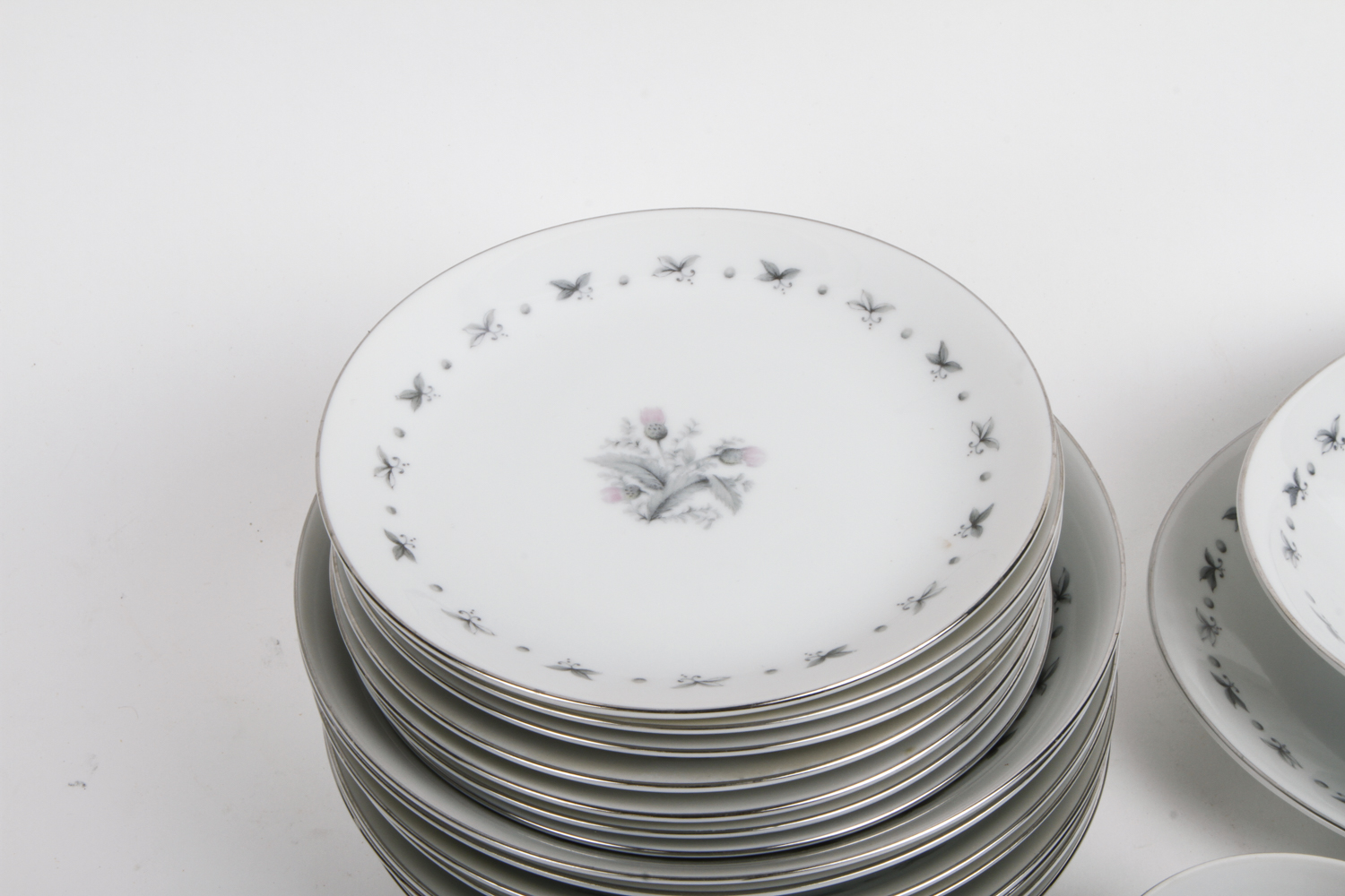 Japanese Seyei Fine China Set