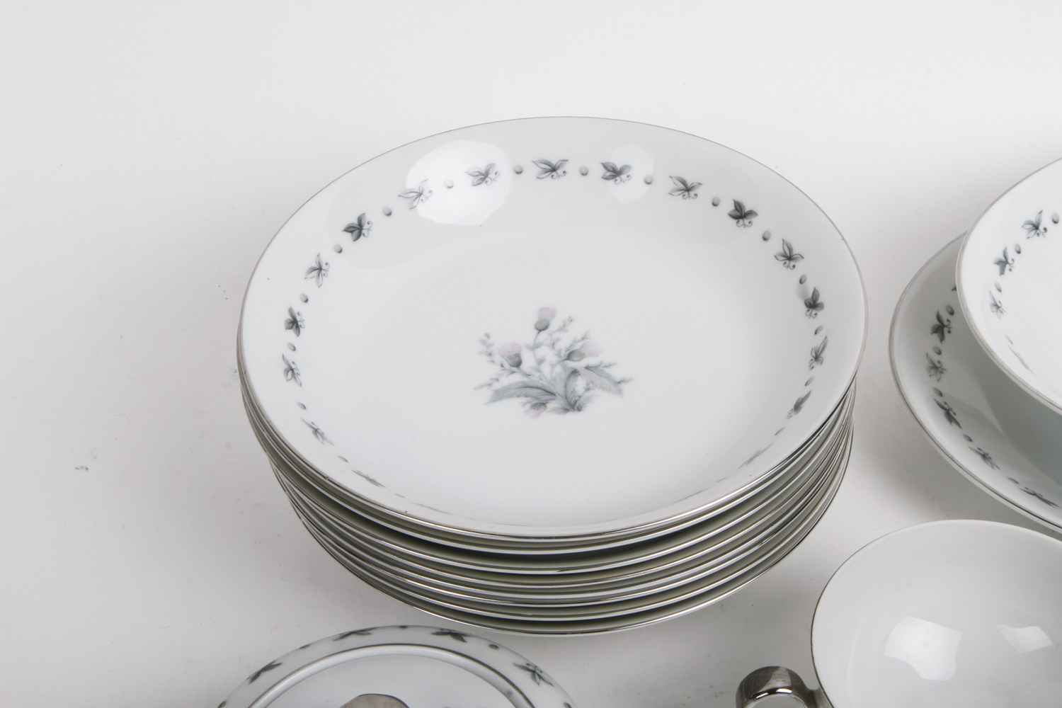 Japanese Seyei Fine China Set