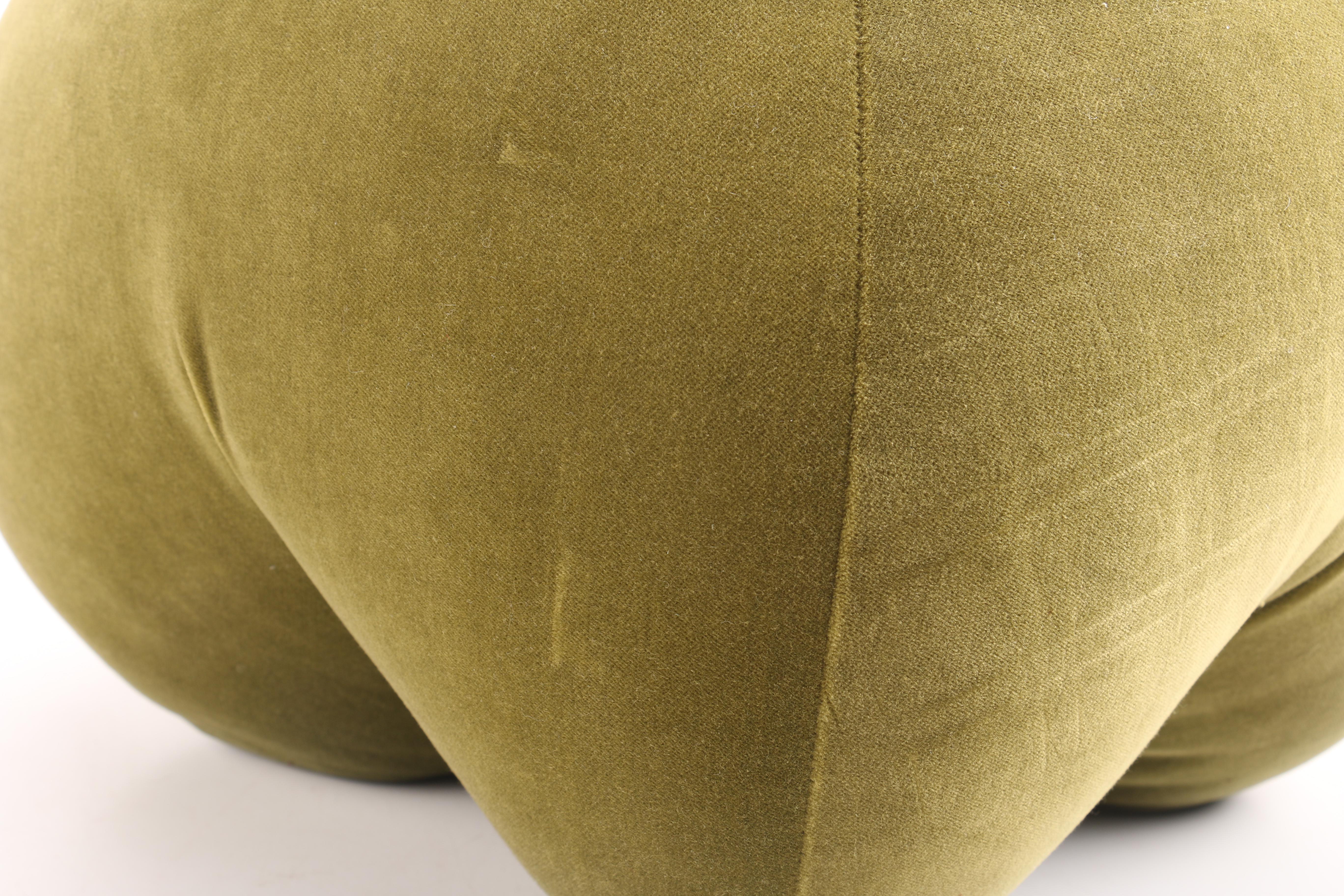 Pear-Shaped Cushion